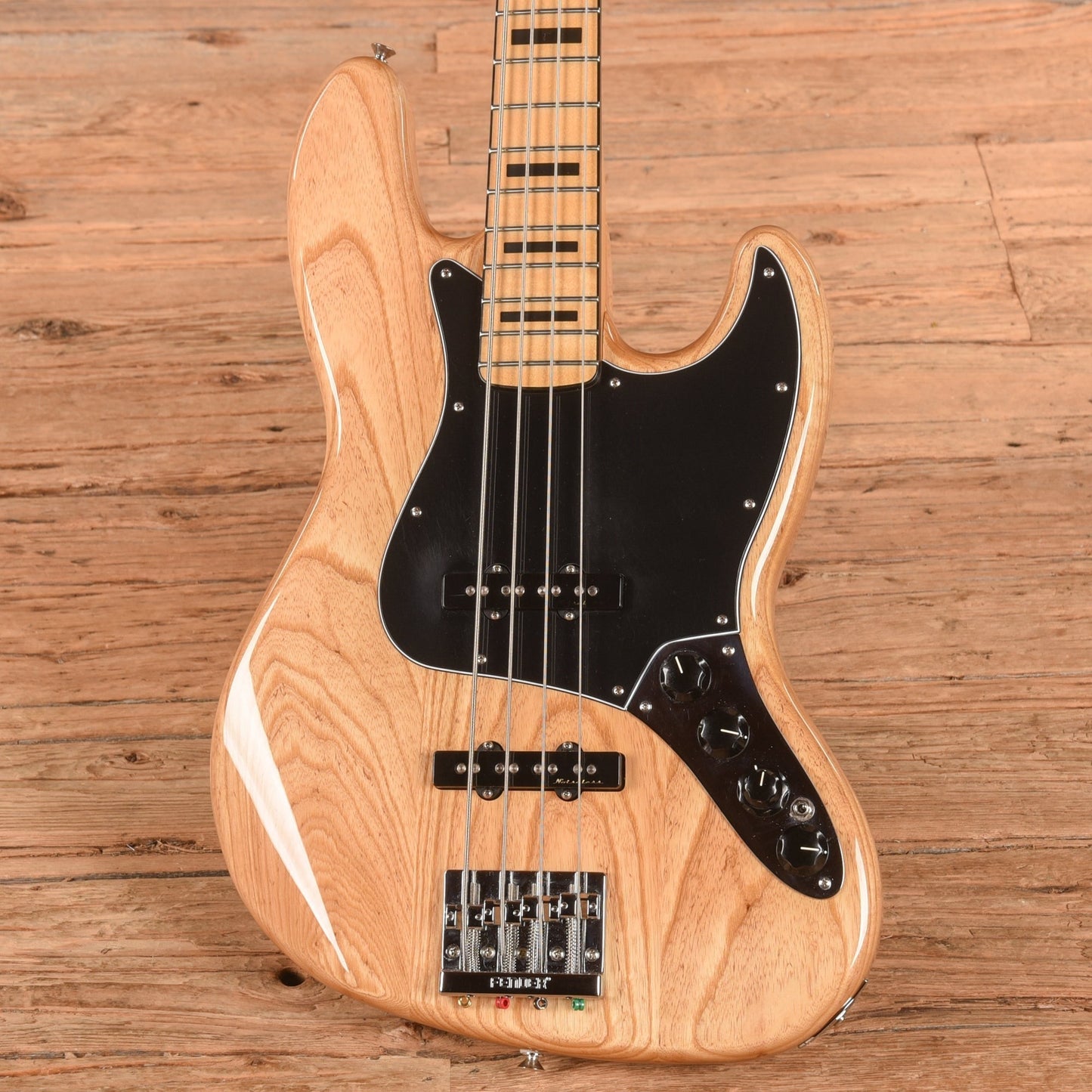 Fender Deluxe Active Jazz Bass Natural 2020