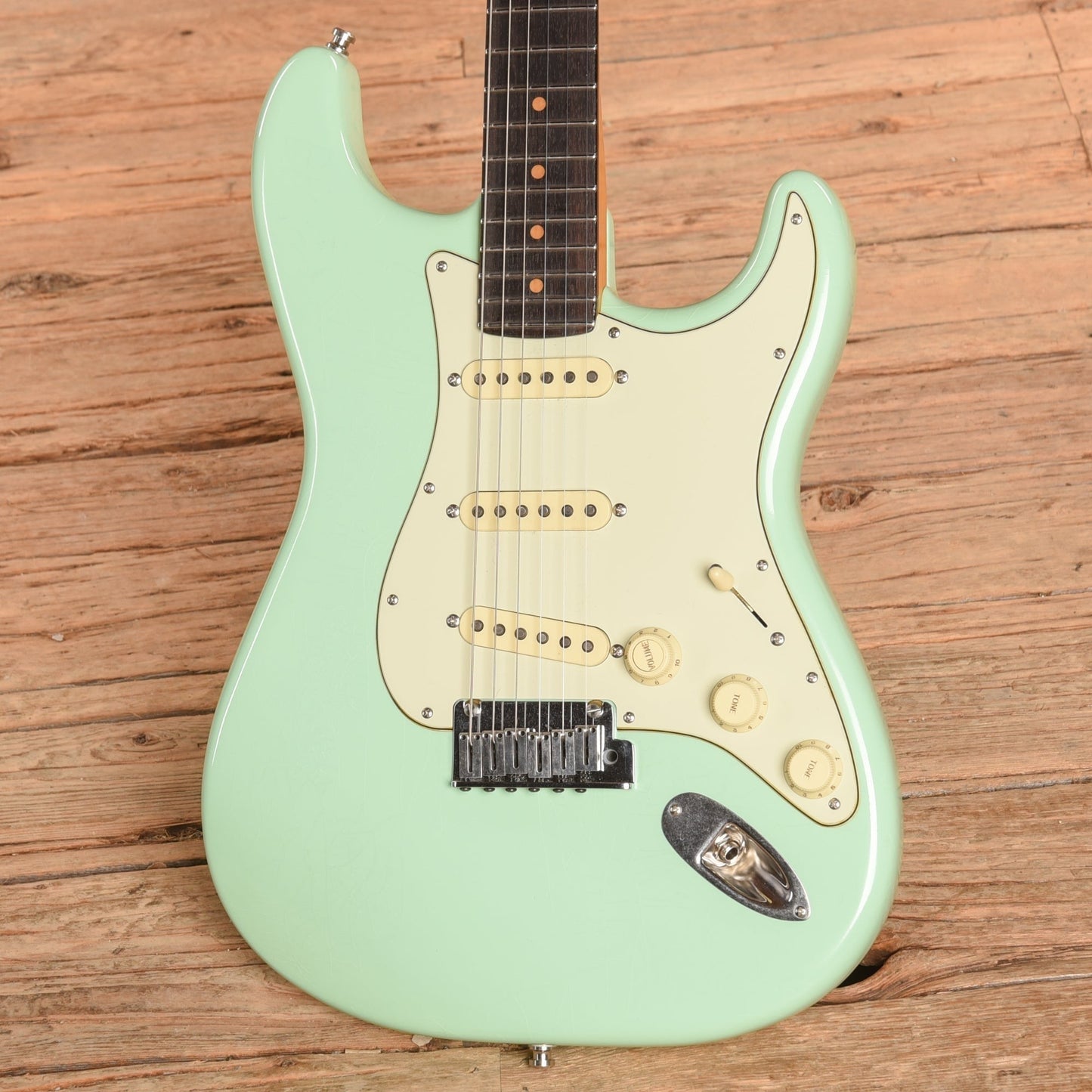 Fender American Ultra Luxe Vintage '60s Stratocaster Surf Green 2025