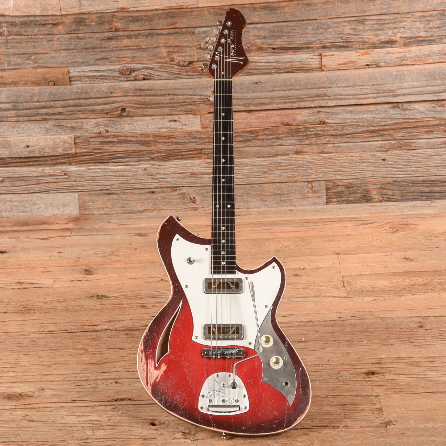 Novo Serus J Silvertone Burst 2025