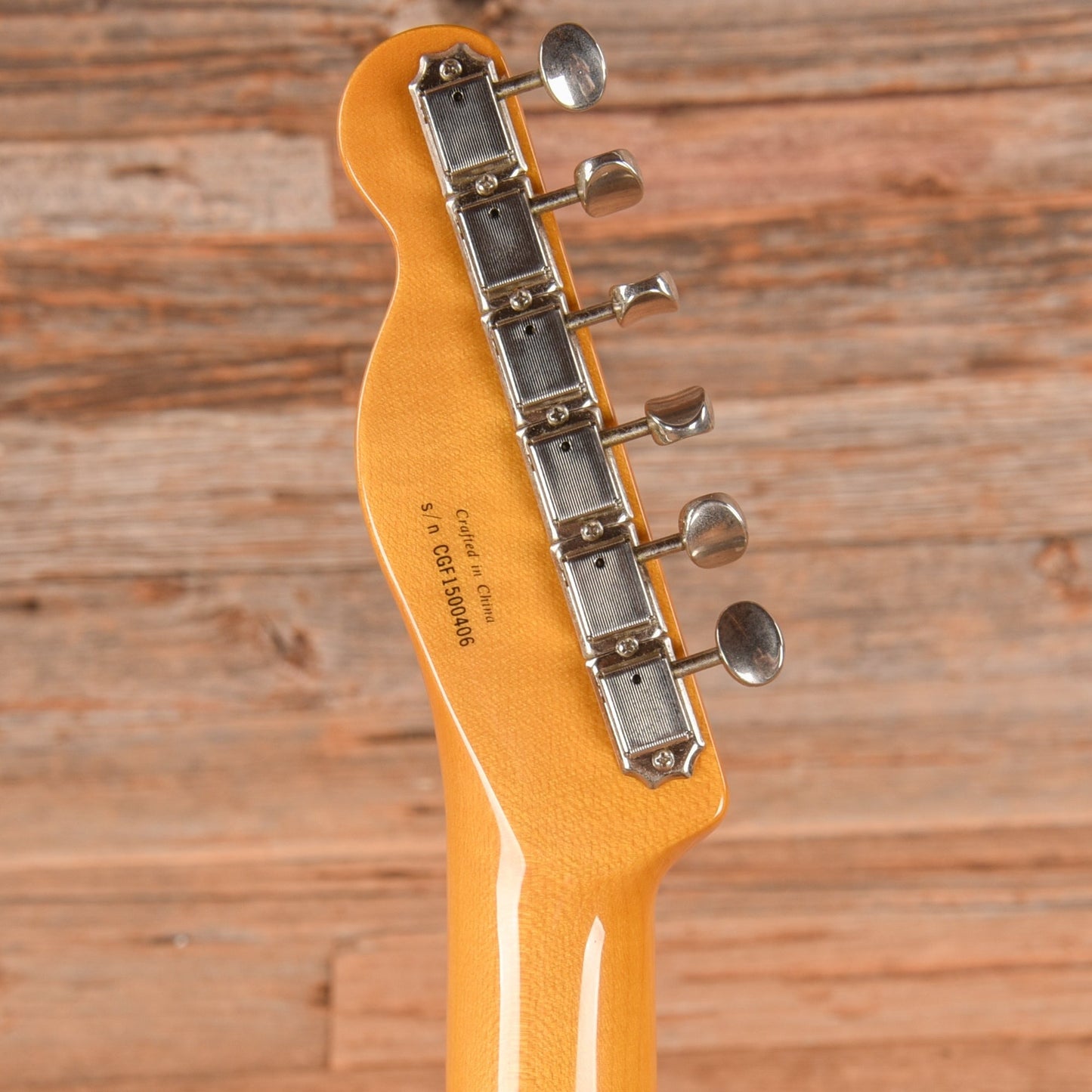 Fender Modern Player Telecaster Plus Honey Burst 2015