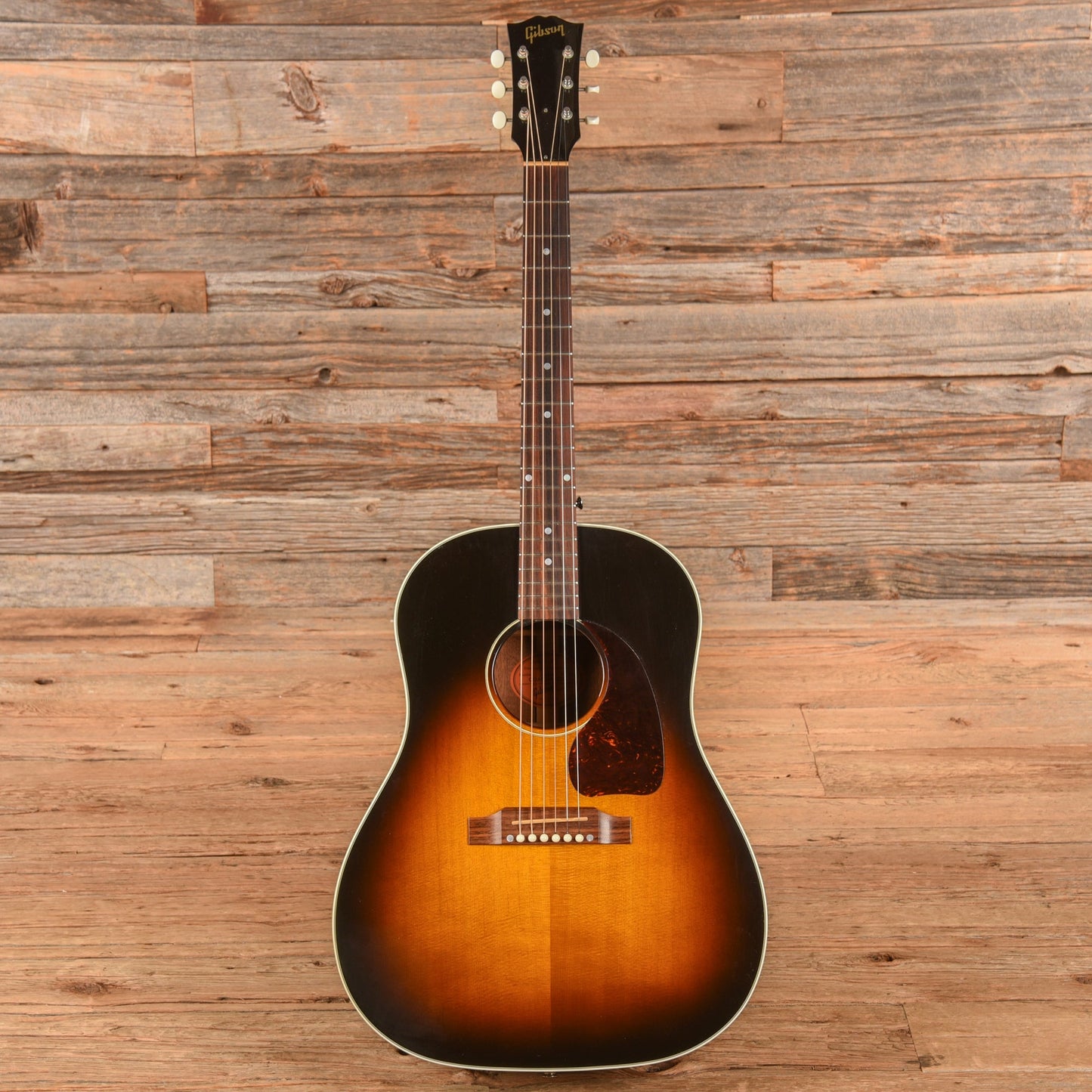 Gibson 60's J-45 Historic Collection Sunburst 2005
