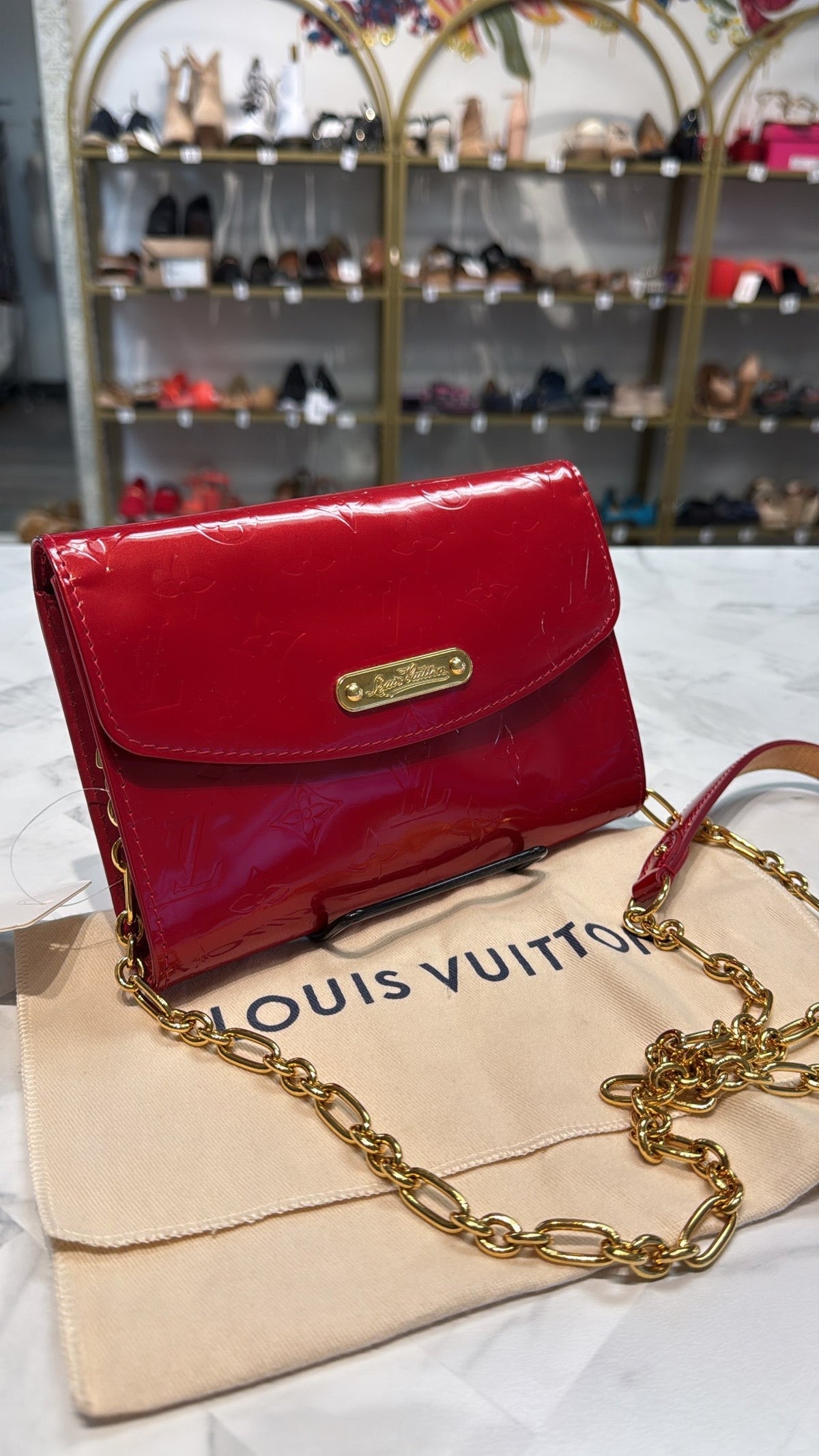 Louis Vuitton Red Pomme DAmour Monogram Vernis Bel Air Pochette, 7.5 x 5.5 x 1.4