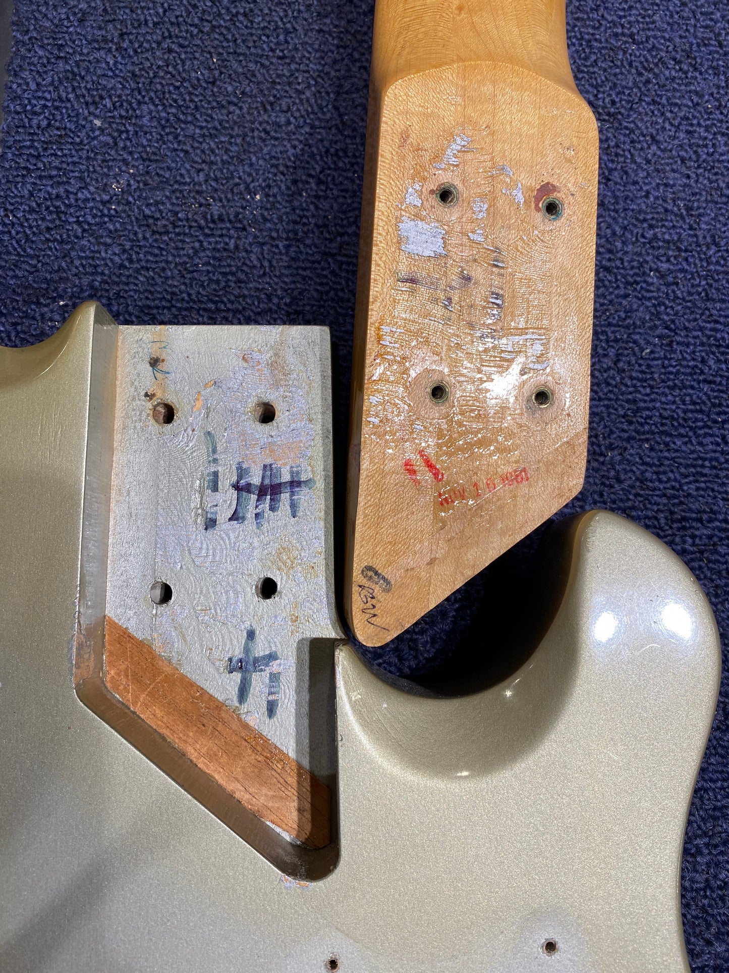Gibson Victory Bass Silver 1981