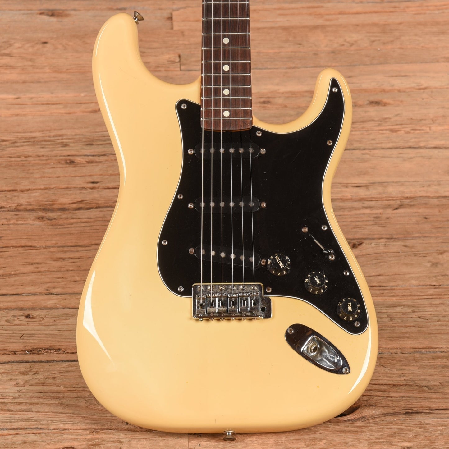 Fender Stratocaster White 1982