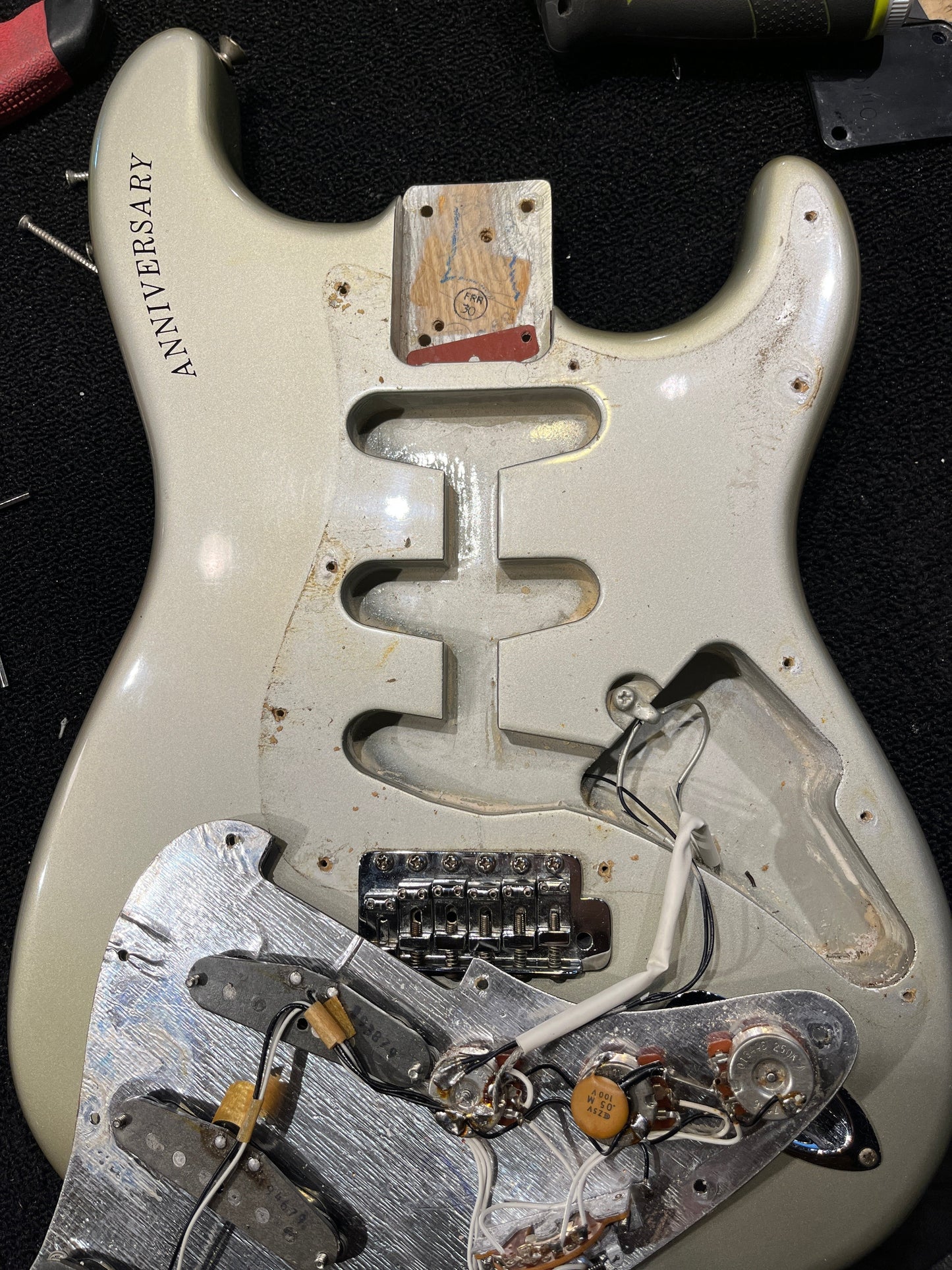 Fender 25th Anniversary Stratocaster Porsche Silver 1979