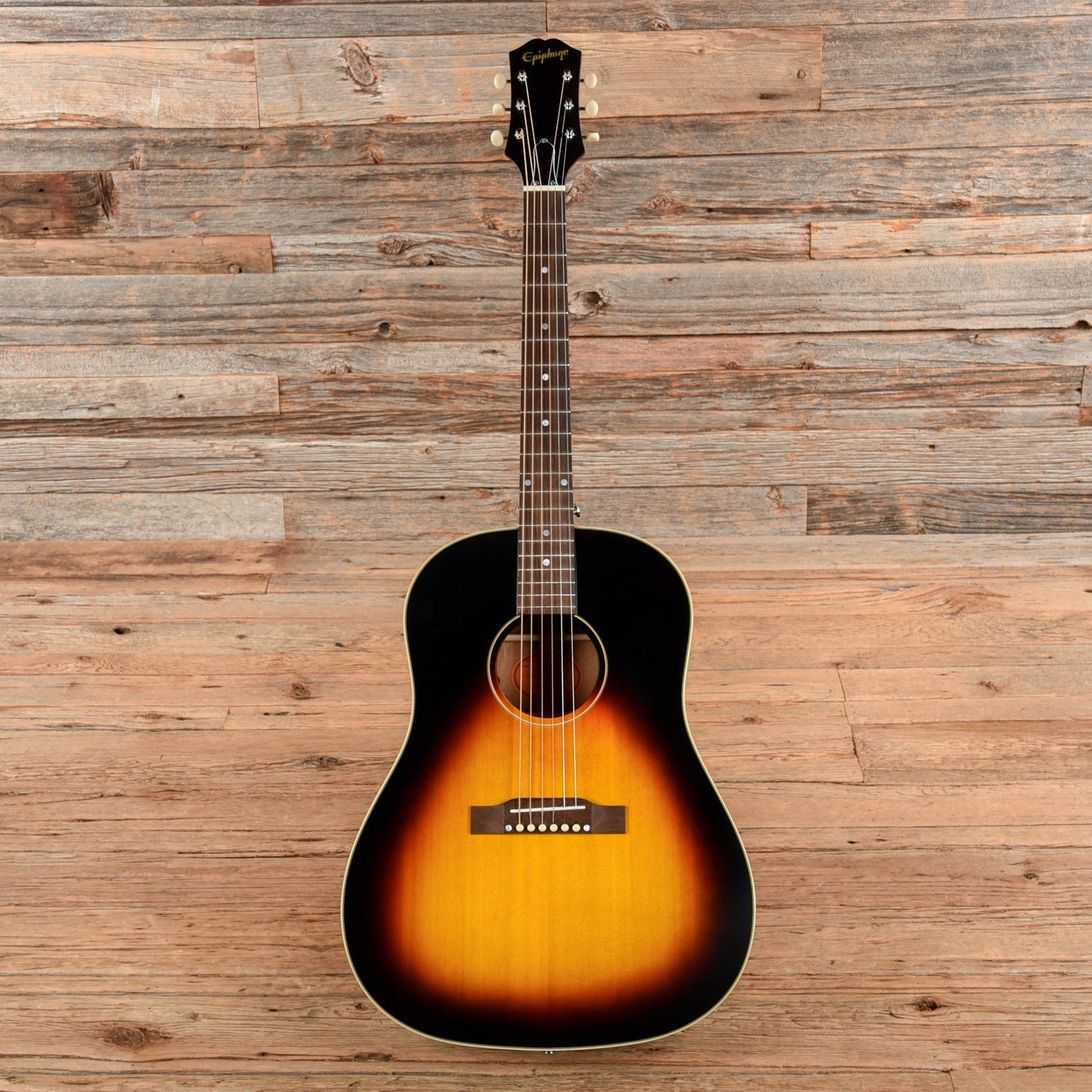 Epiphone J-45 Sunburst 2024