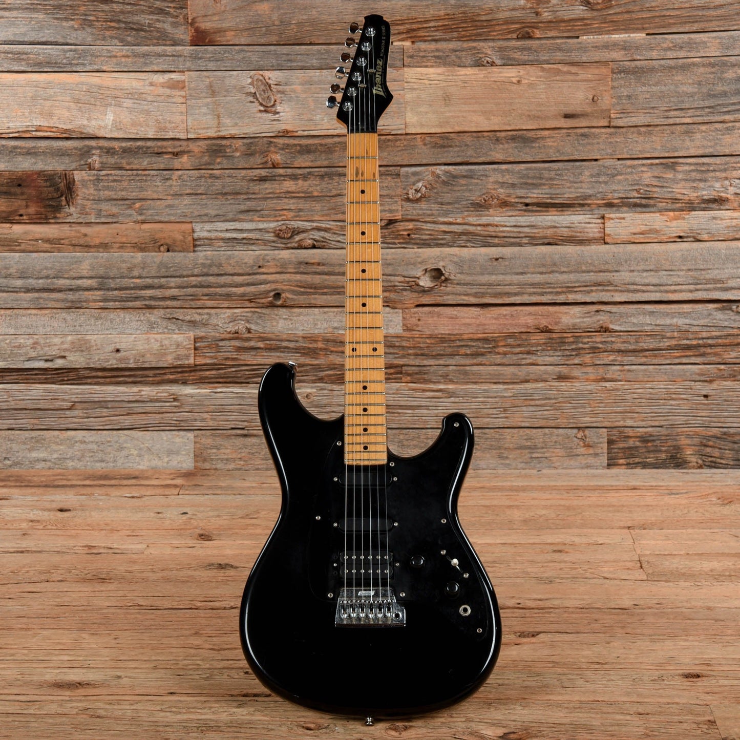 Ibanez Roadstar II RS-140 Black 1980s