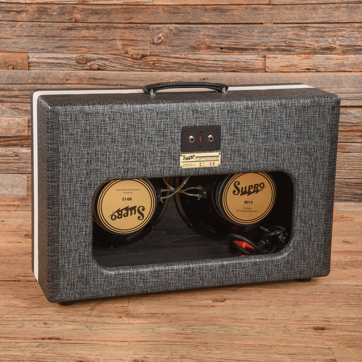 Supro 1799 Statesman 2x12" Guitar Speaker Cab
