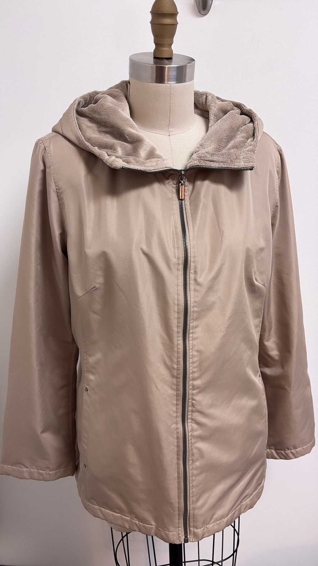 Weather Tamer Brown Jacket, L