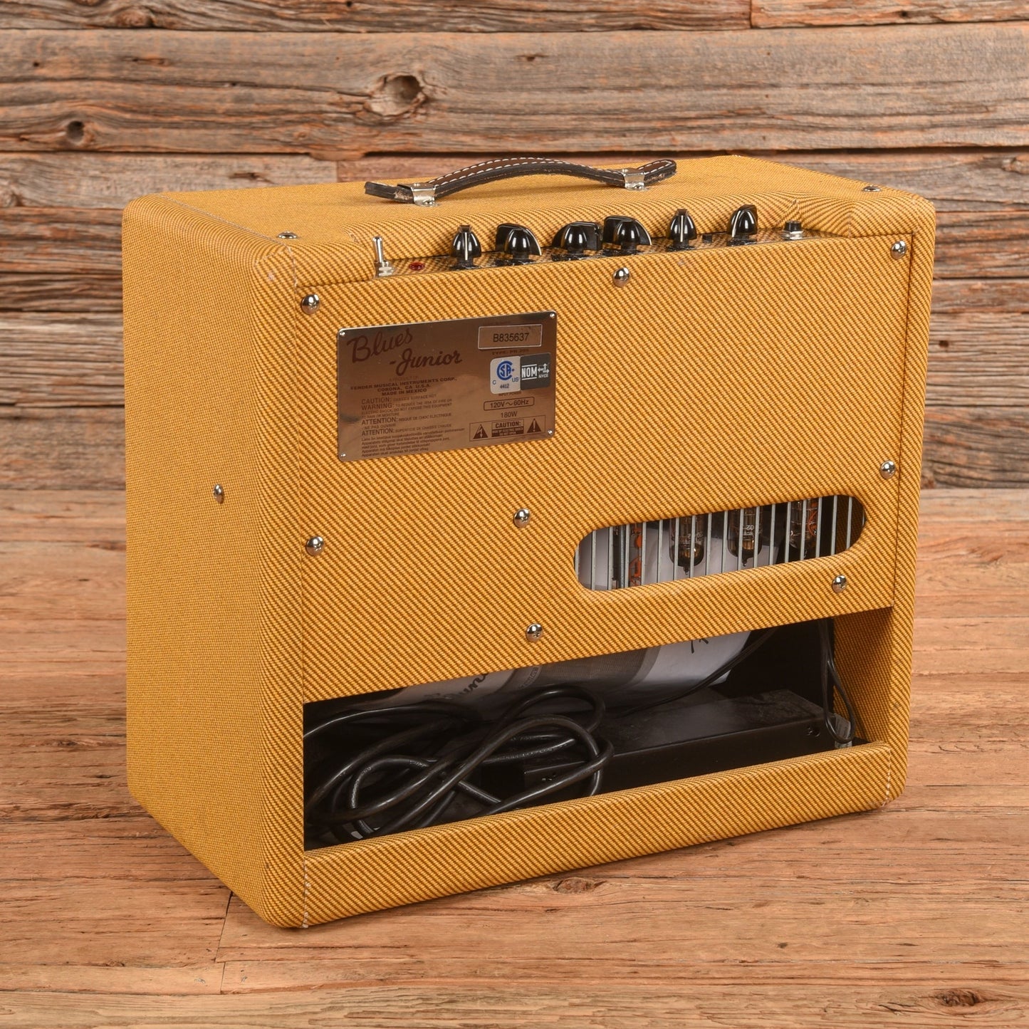 Fender Blues Junior 15-Watt 1x12" Guitar Combo Amp