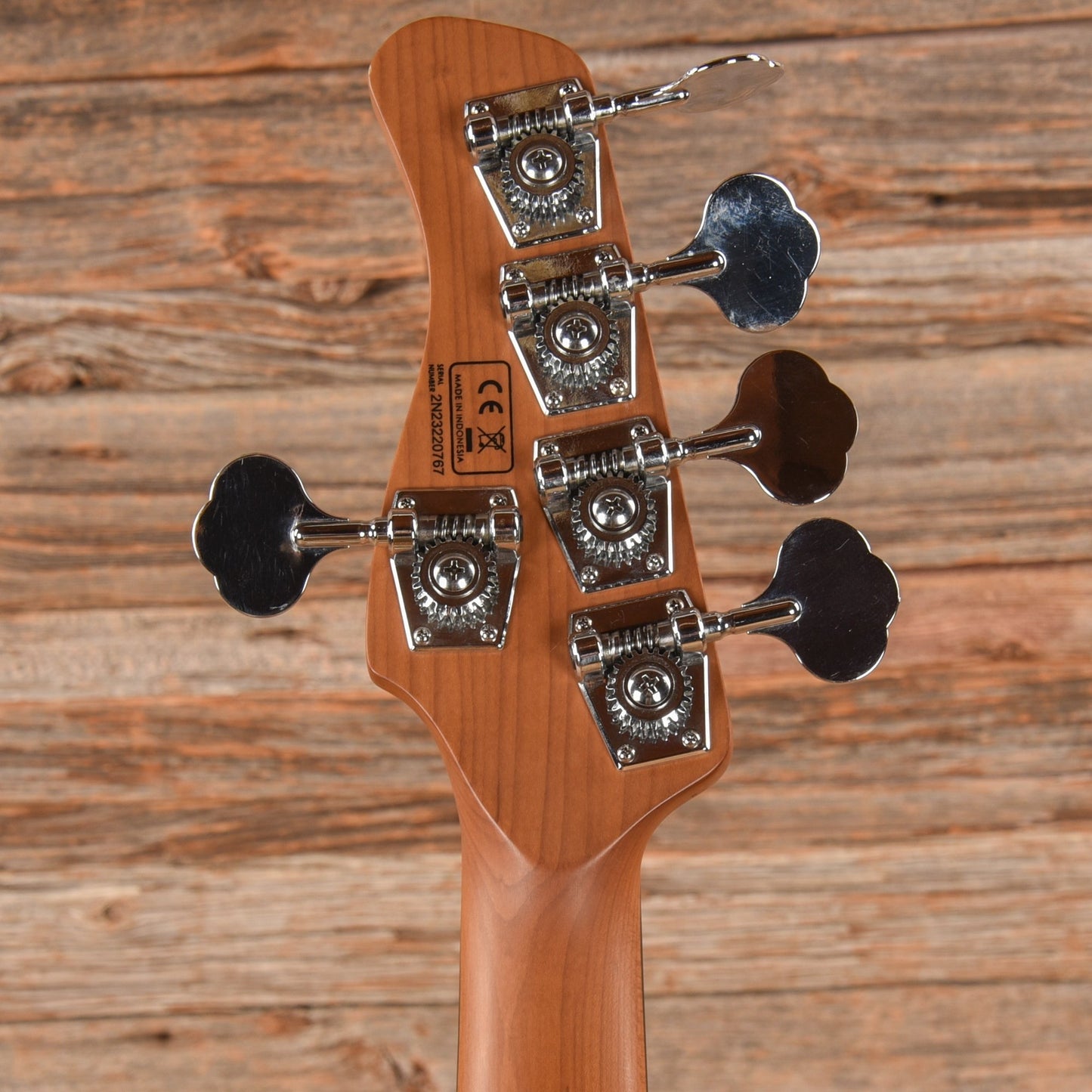 Sire Marcus Miller V5 5-String White