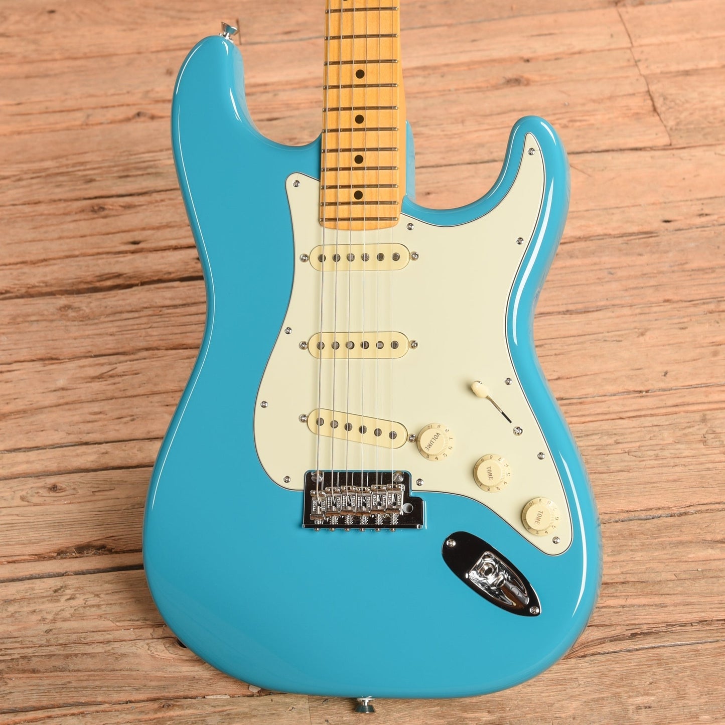 Fender American Professional II Stratocaster Miami Blue 2022