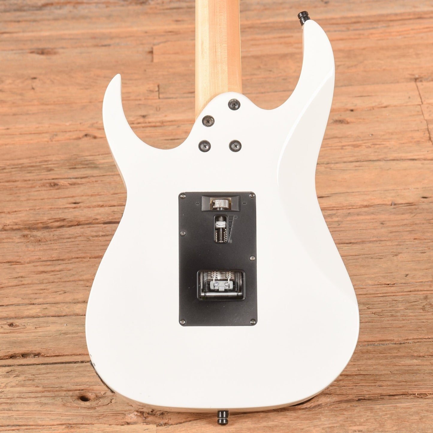 Ibanez RG350DXZ White 2011