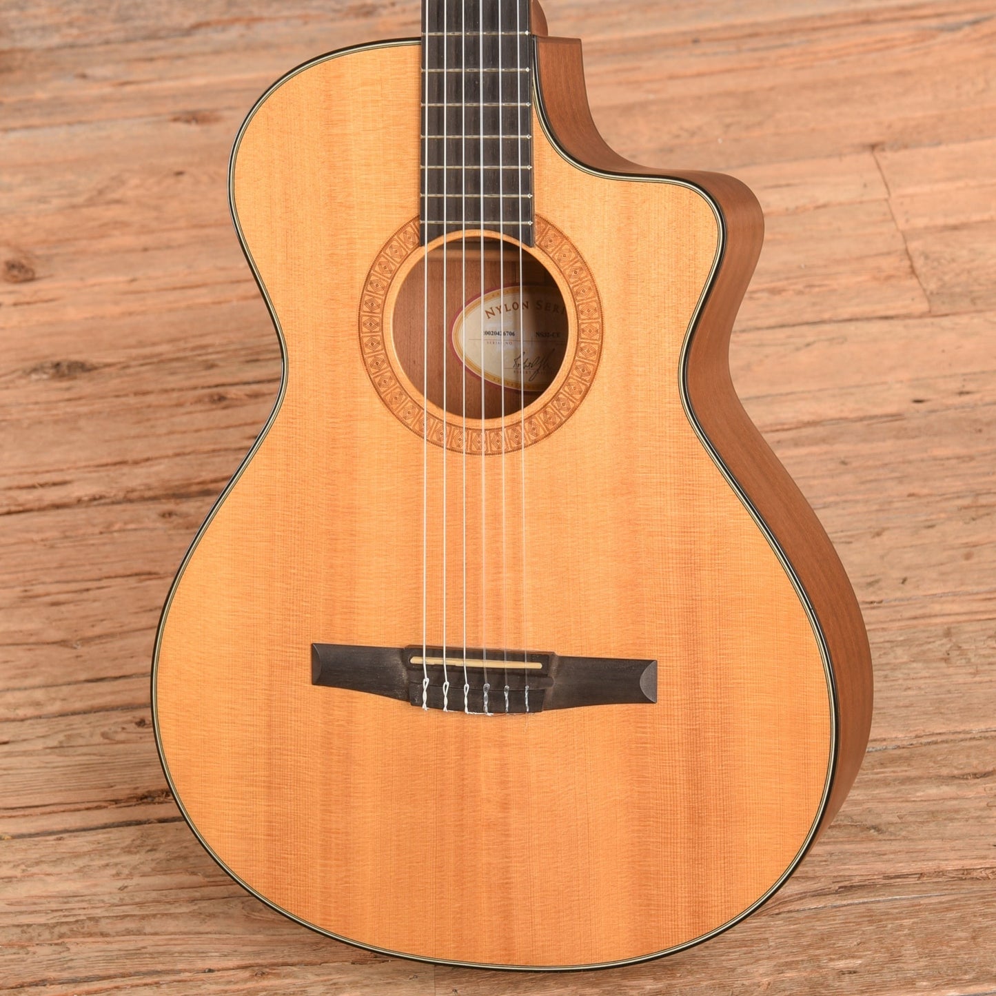 Taylor NS32ce Natural 2002