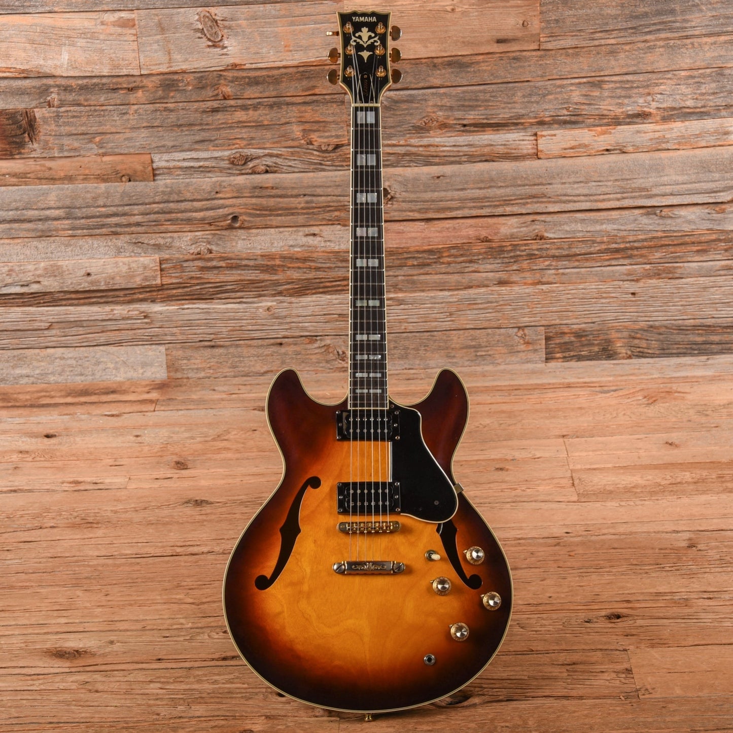 Yamaha SA2000 Sunburst 1979