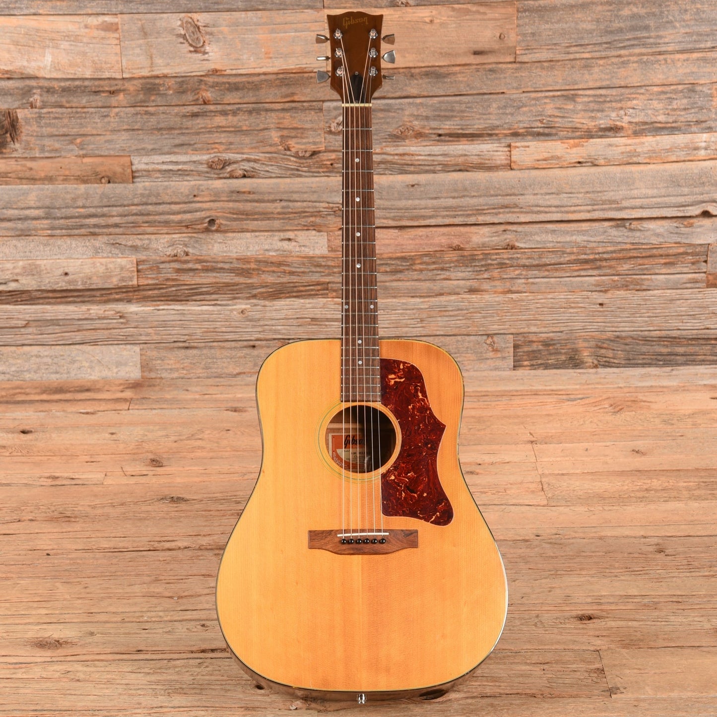 Gibson J-50 Deluxe Natural 1973