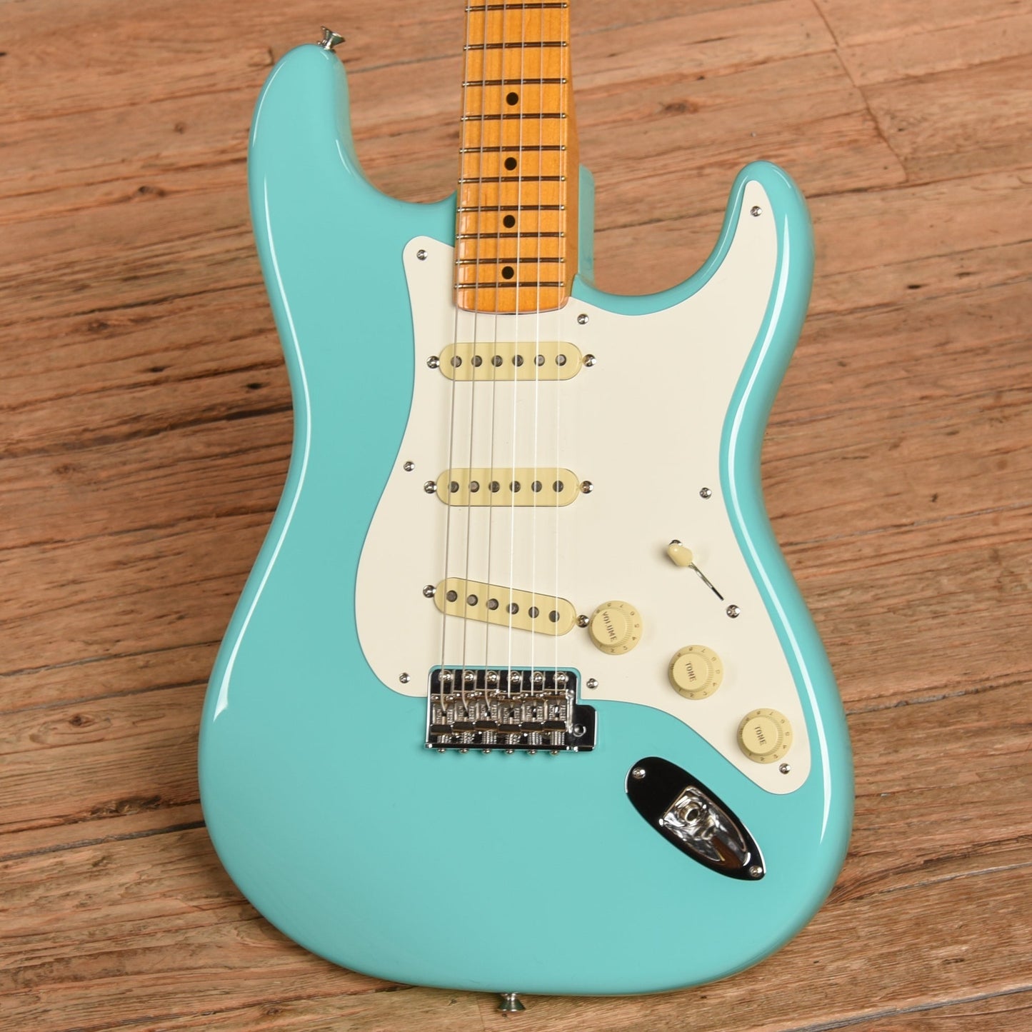 Fender American Vintage II 1957 Stratocaster Sea Foam Green 2024