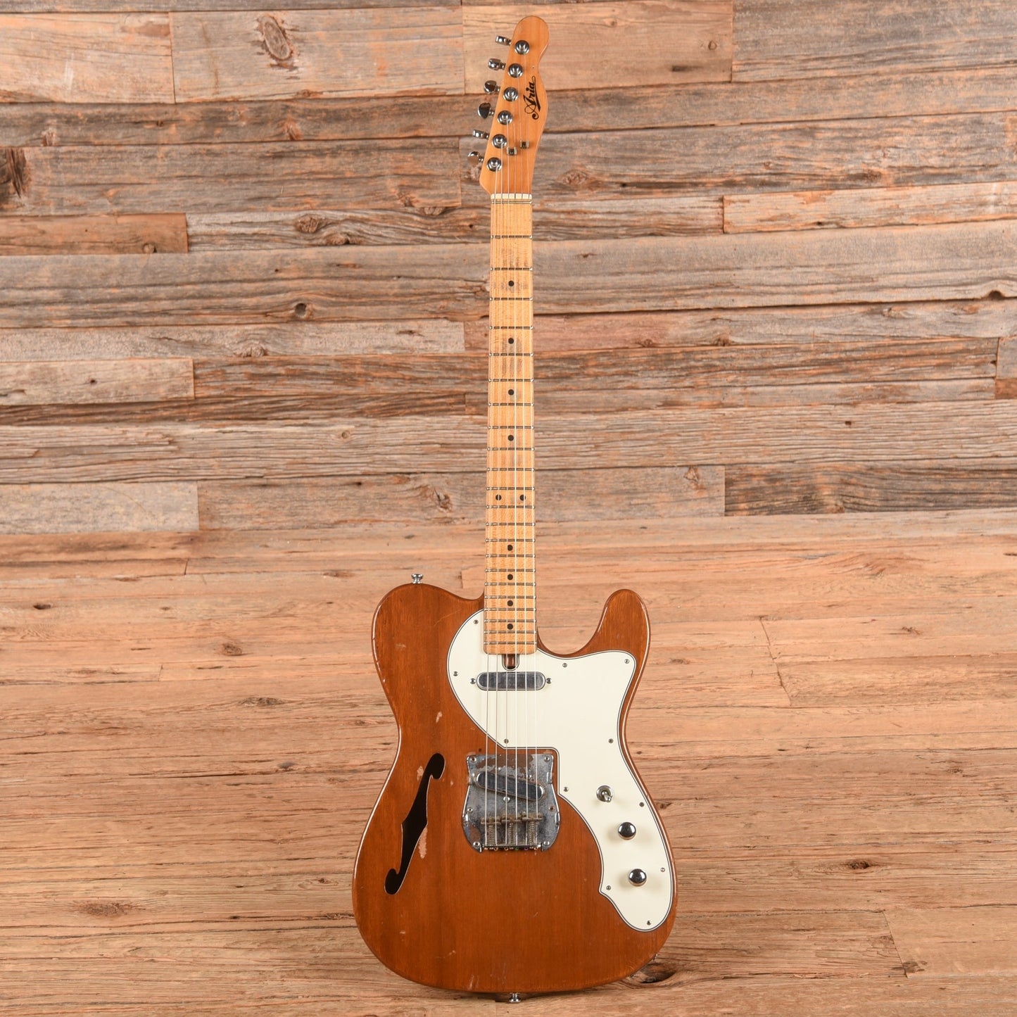 Aria Thinline T-Style Brown