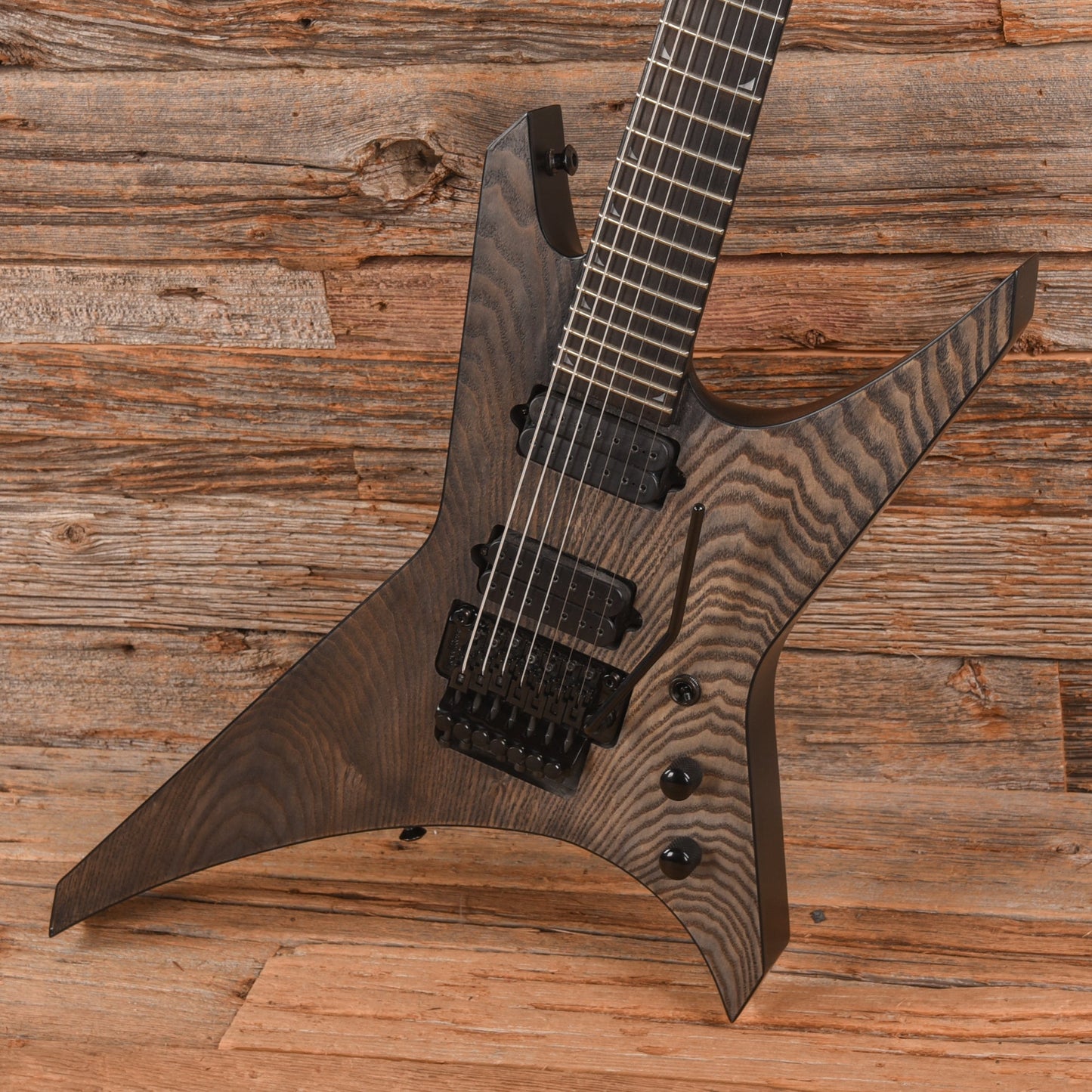 Jackson Pro Series Dave Davidson Signature Warrior WR7 Distressed Ash 2021
