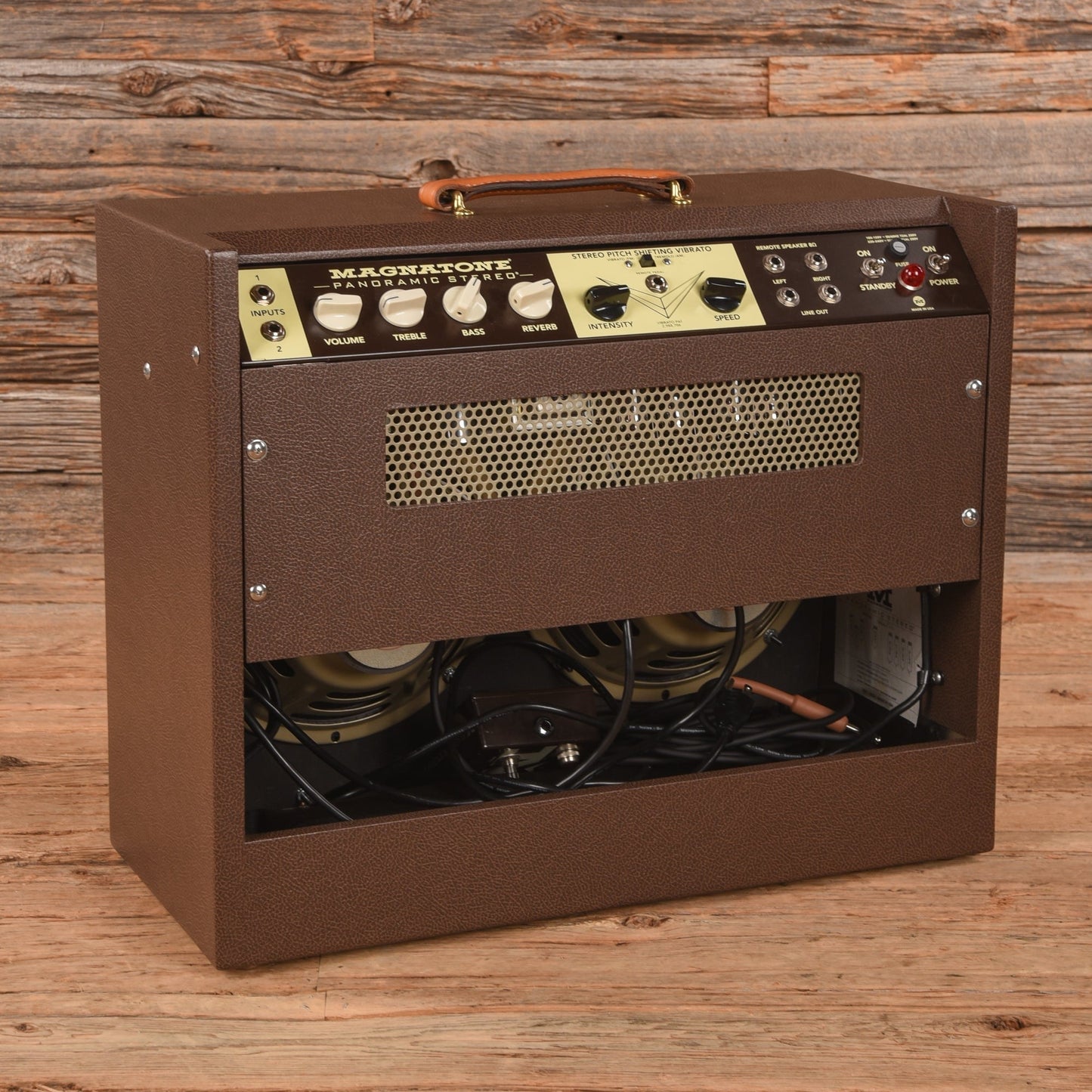 Magnatone Panoramic Stereo 12+12-Watt 2x10 Guitar Combo Amp