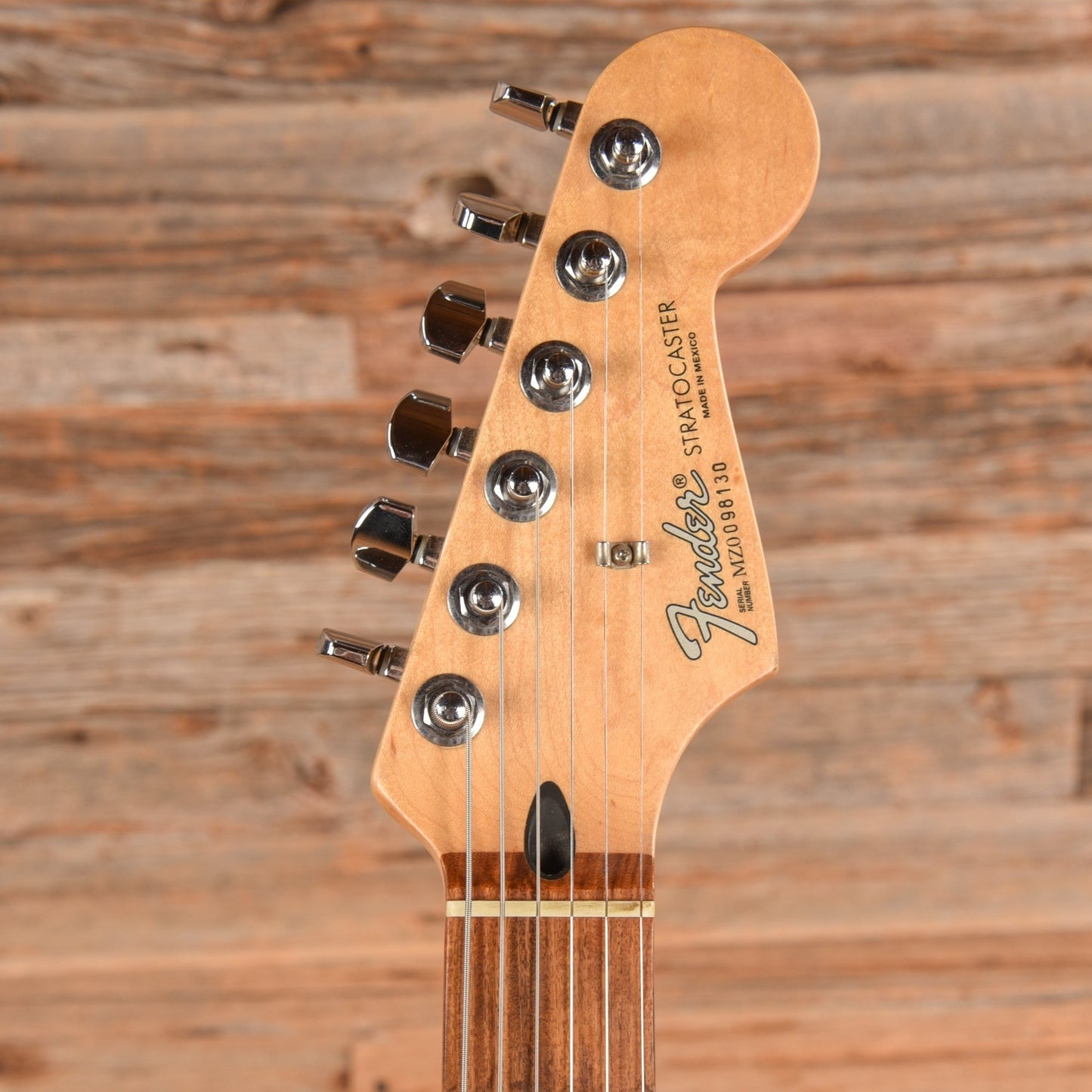Fender Standard Stratocaster Midnight Wine 2000