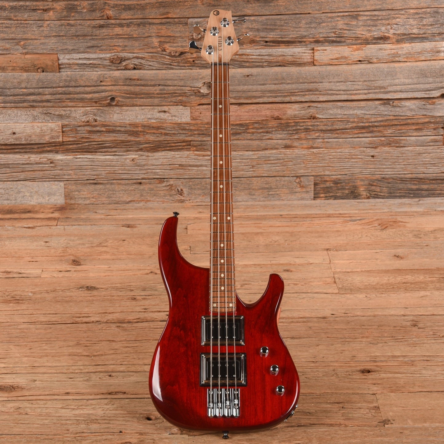 G.Gould Short Scale Bass Red