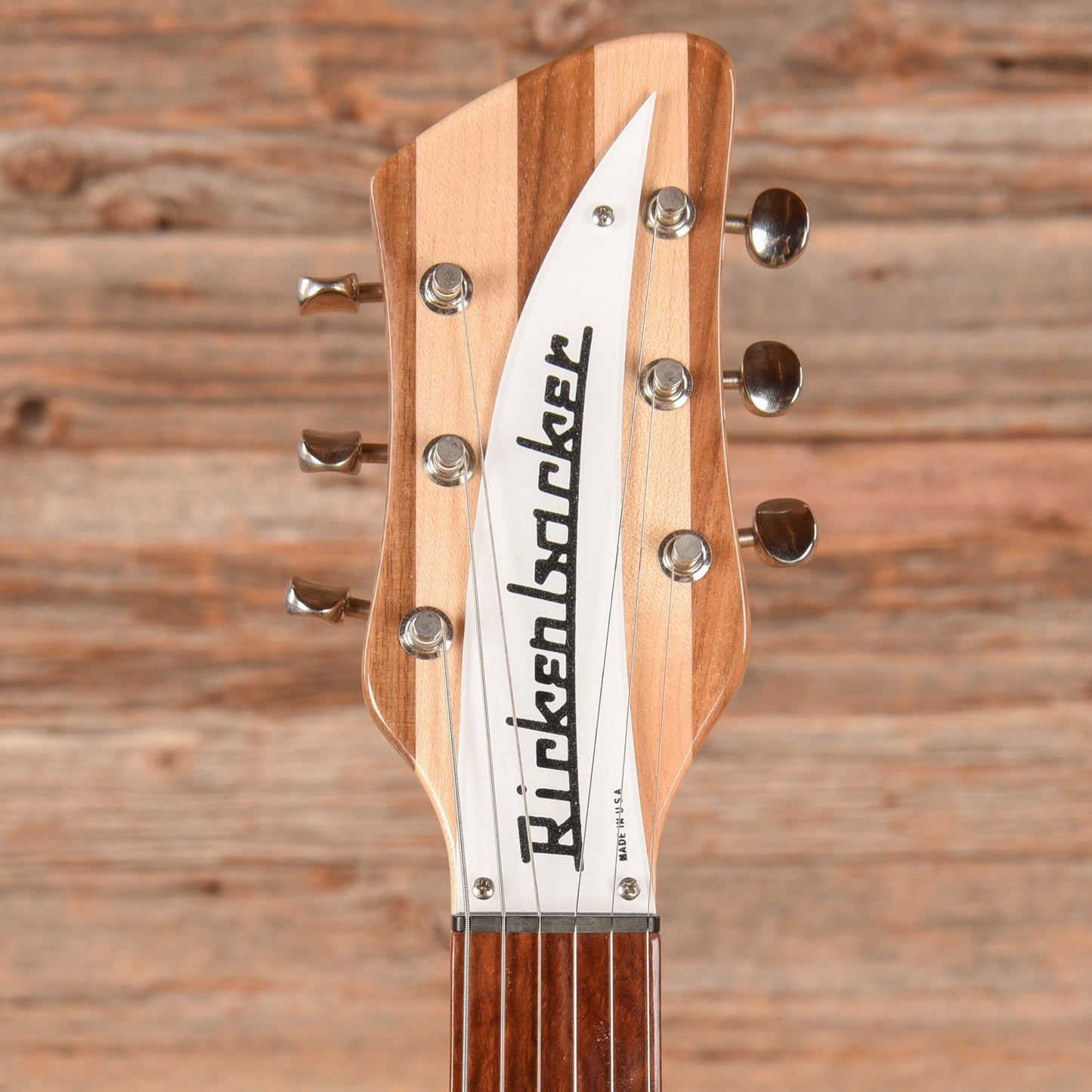 Rickenbacker 350/V63 Mapleglo 2022