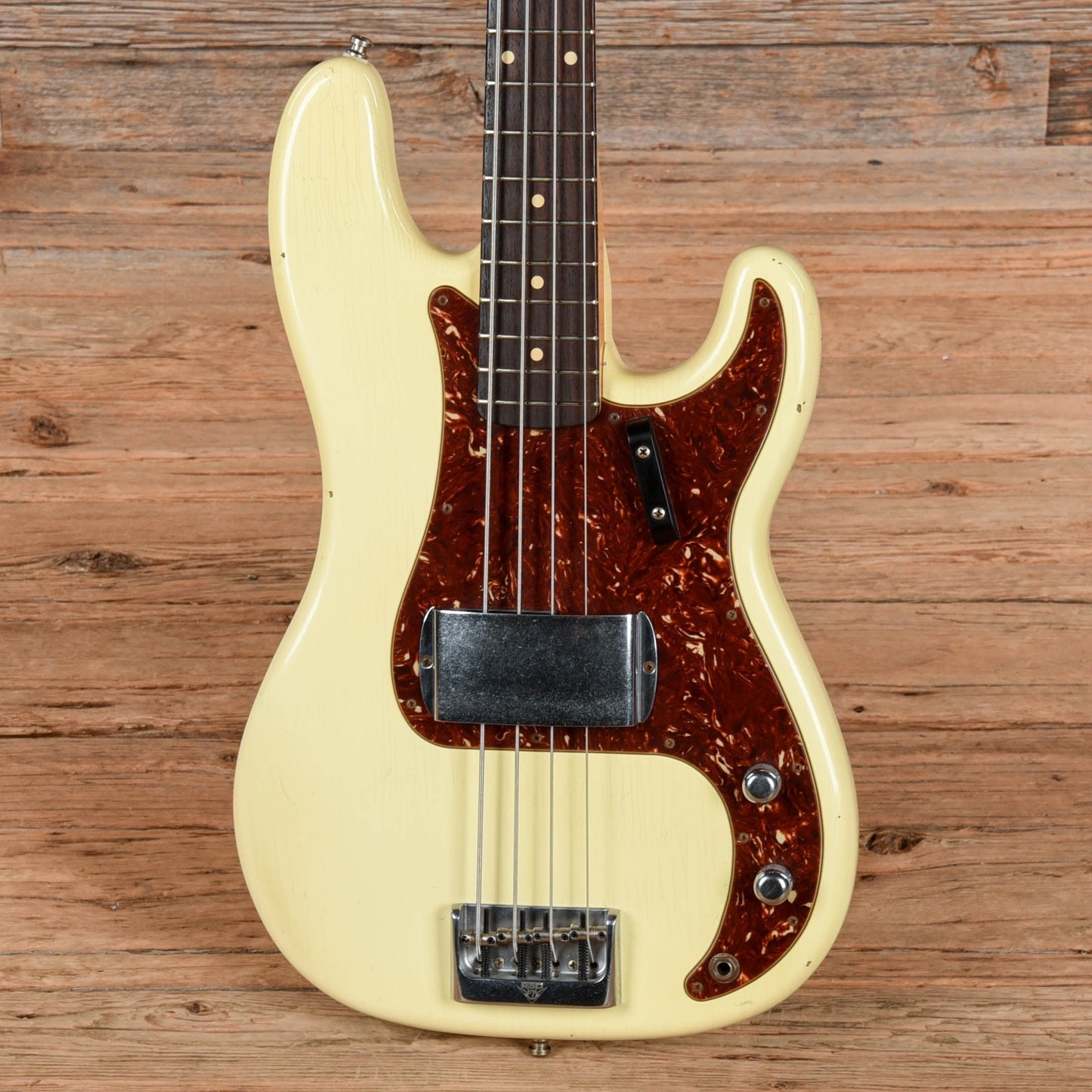 Fender Custom Shop Postmodern P/J Bass Vintage White
