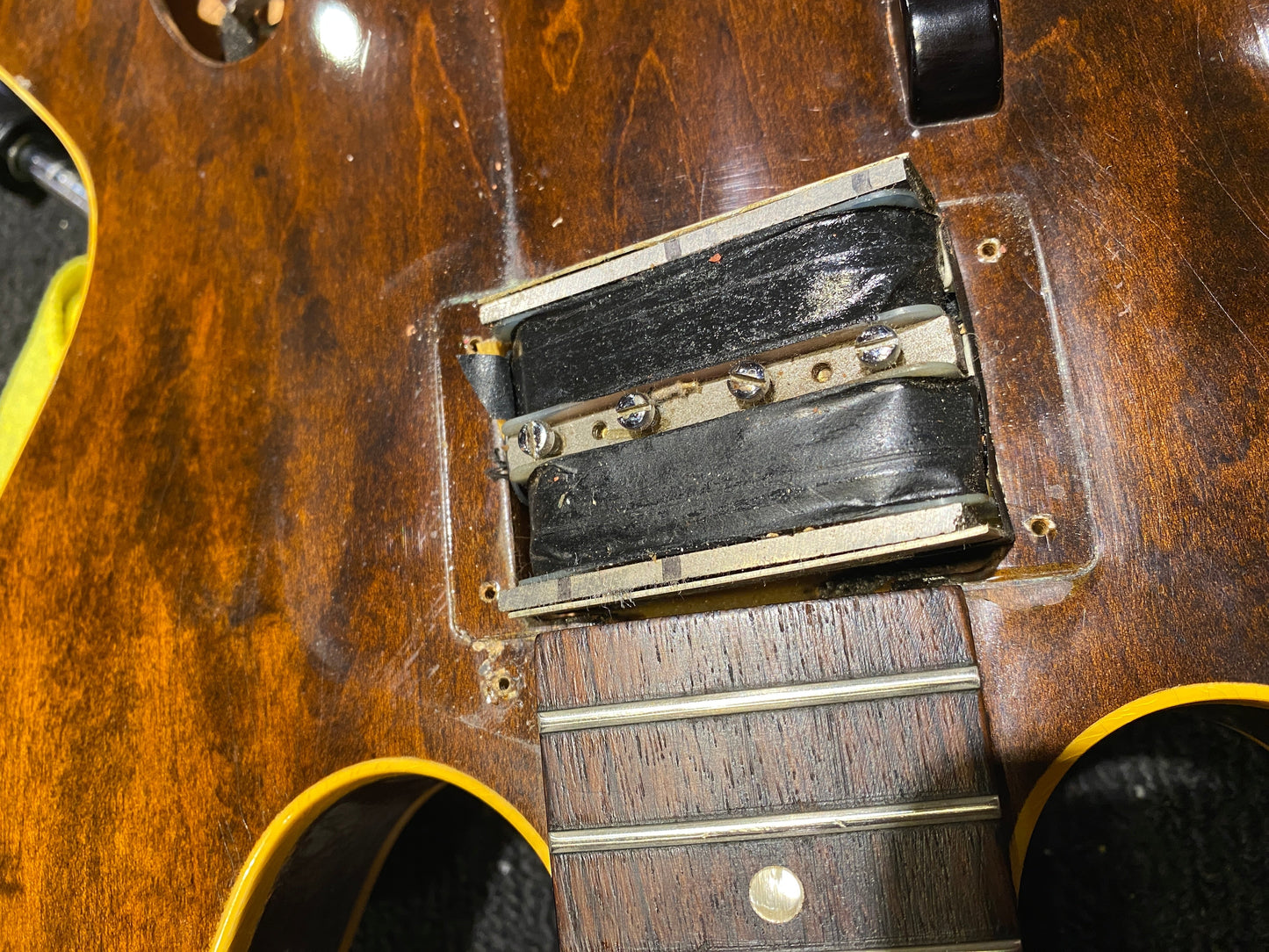 Gibson EB-2 Walnut 1968