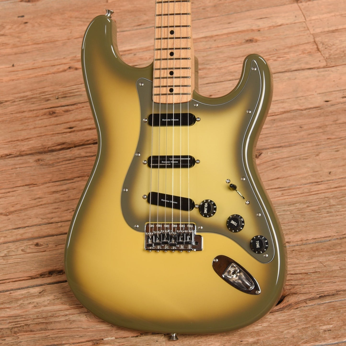 Fender ST-72 Stratocaster Antigua 2003