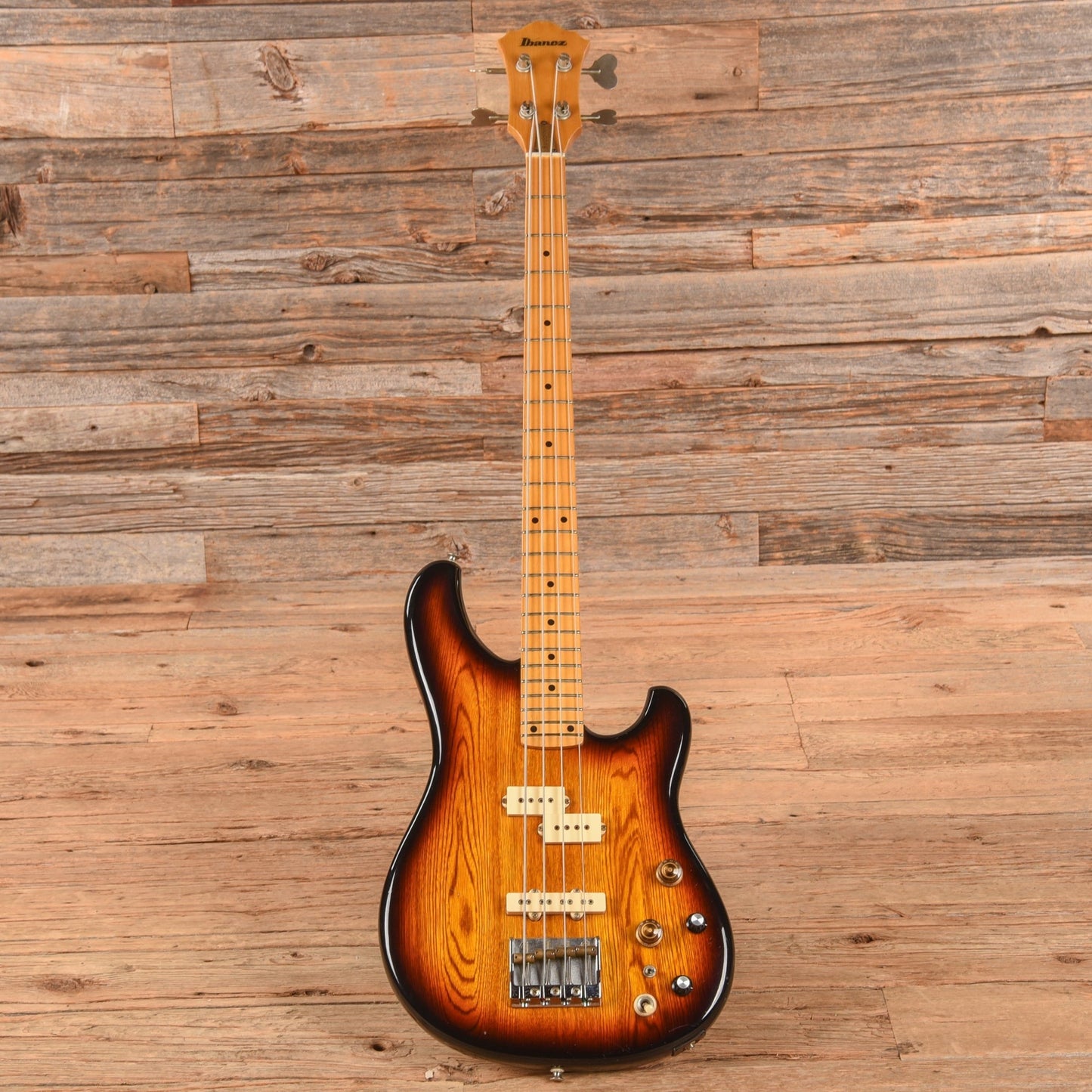 Ibanez Roadster Bass Sunburst 1981