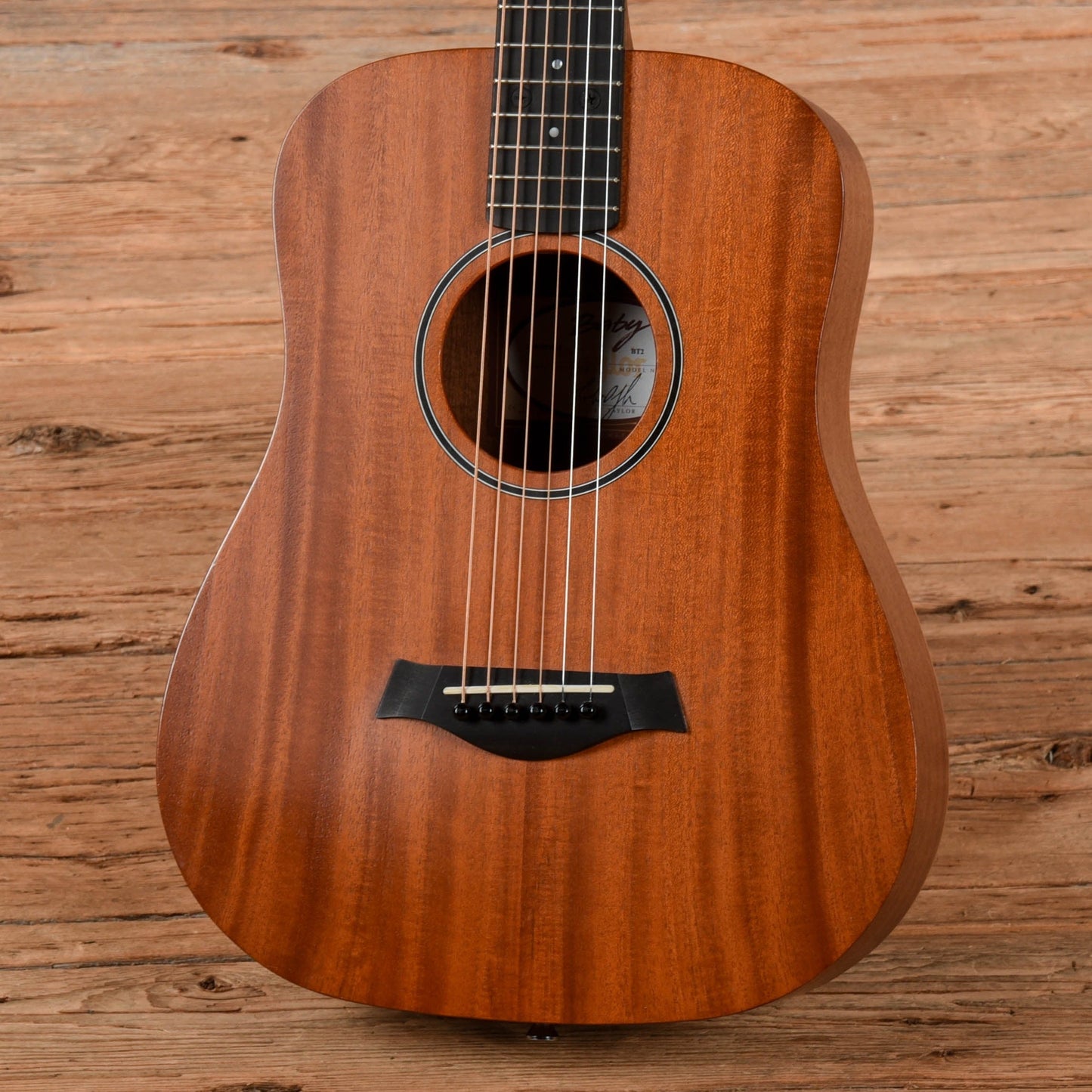 Taylor BT2e Baby Taylor Mahogany Natural