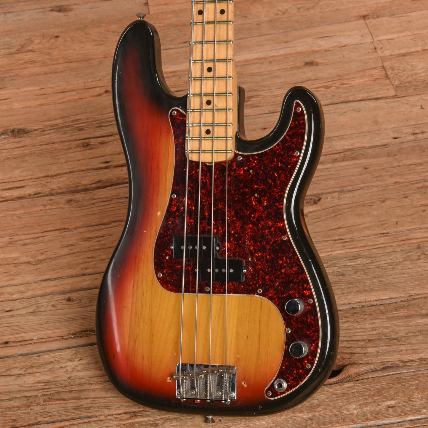 Fender Precision Bass Sunburst 1975
