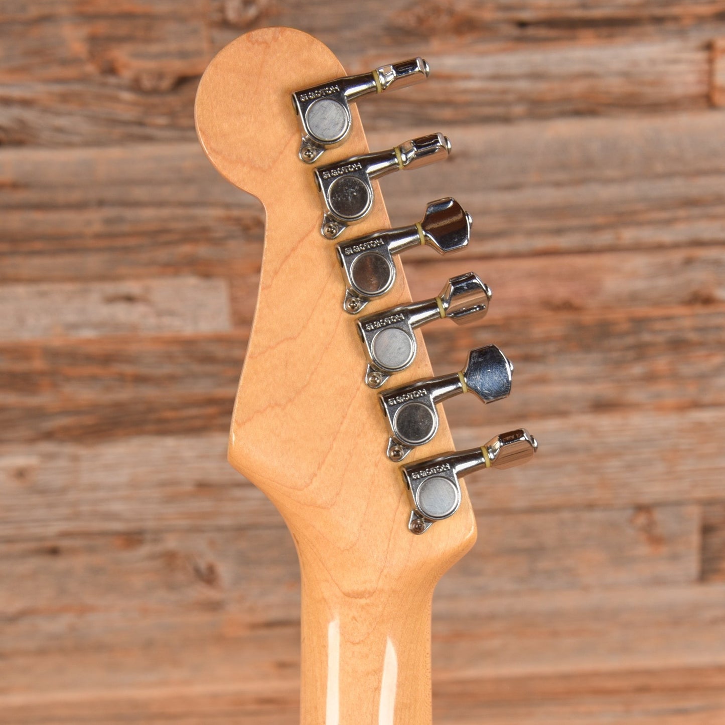 Fender ST-357V Stratocaster Reissue MIJ Razz Berry