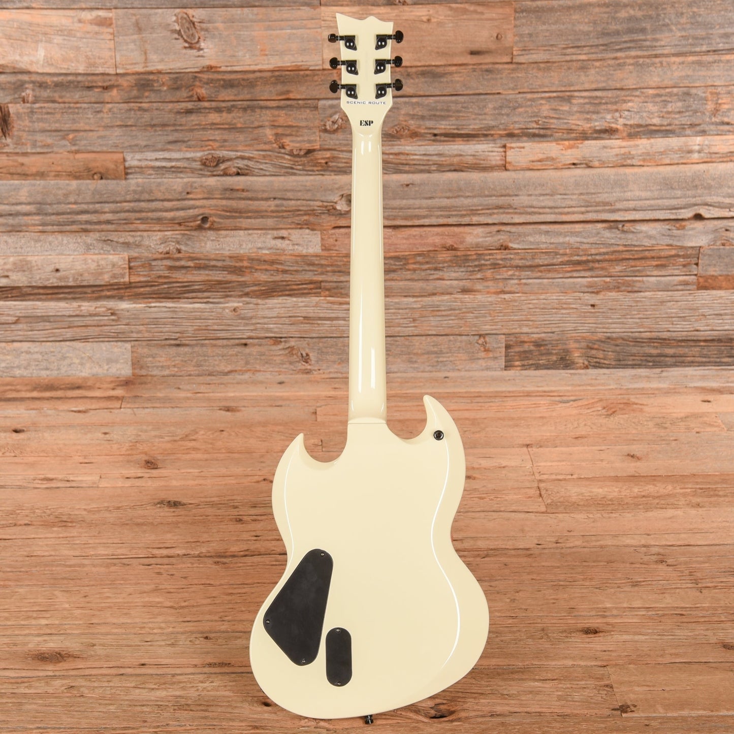 LTD Viper-400 White 2004