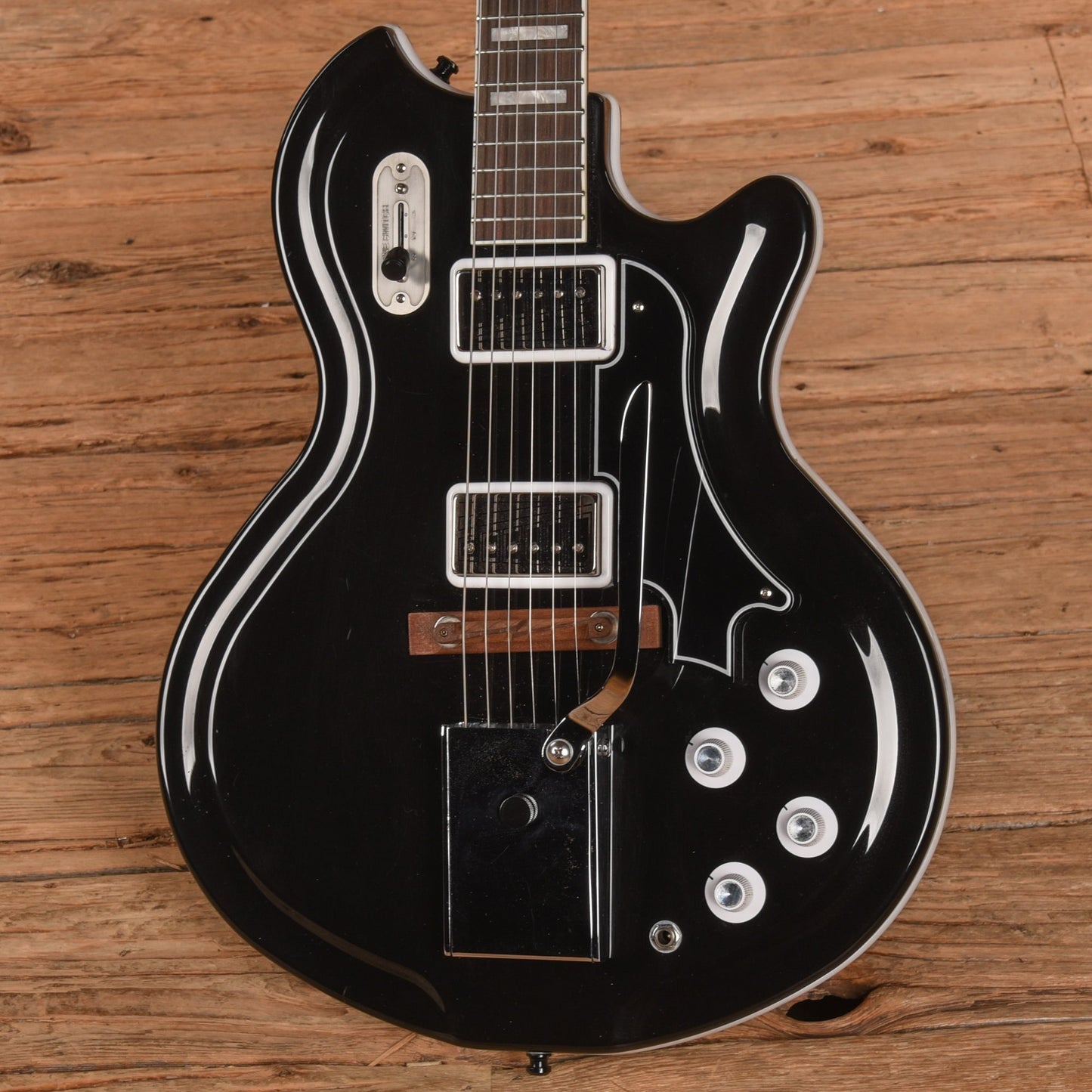 Supro 1582VJB Coronado II Vibrato Jet Black 2017