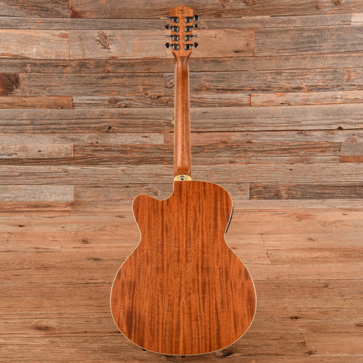Alvarez ABT60CE-8SHB 8-string Baritone Sunburst