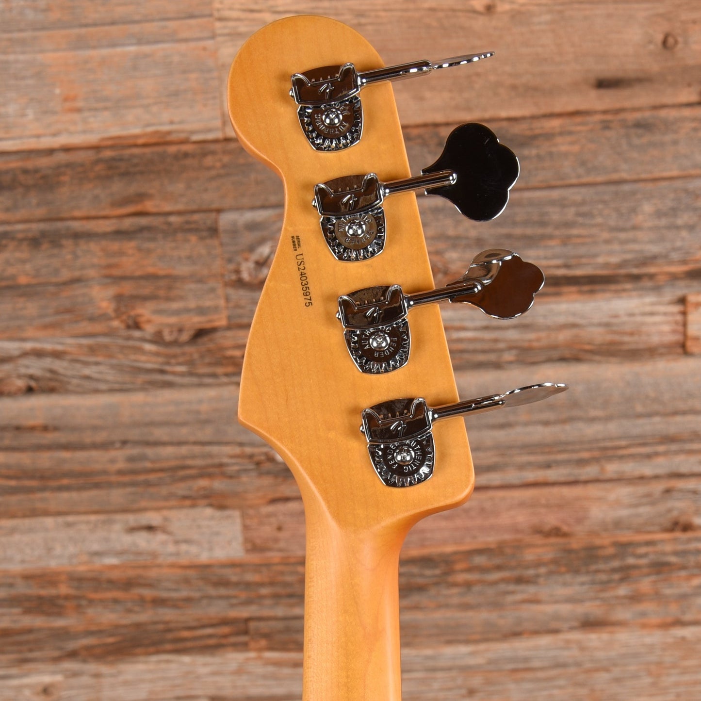 Fender American Professional II Jazz Bass Miami Blue 2024