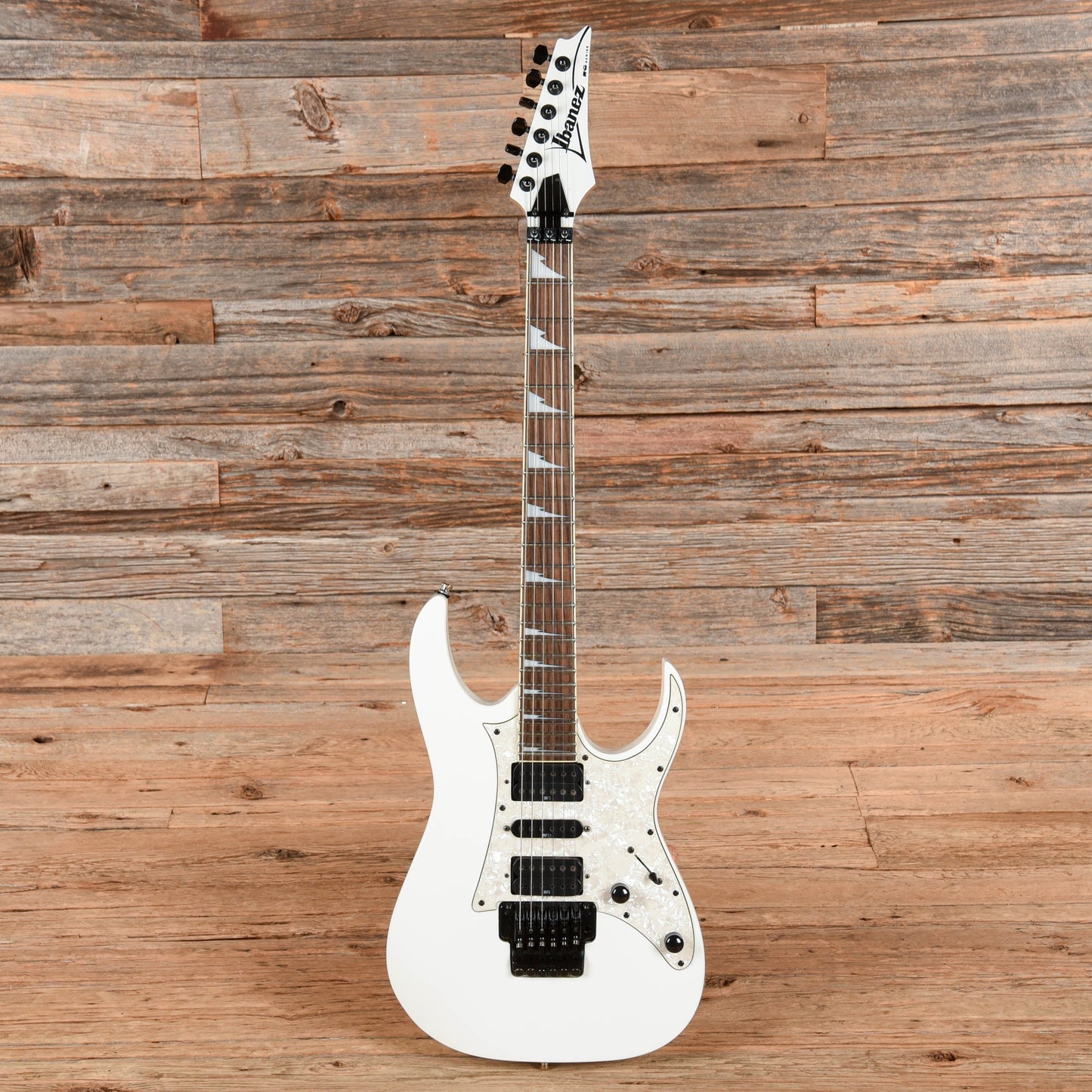 Ibanez RG350DX White