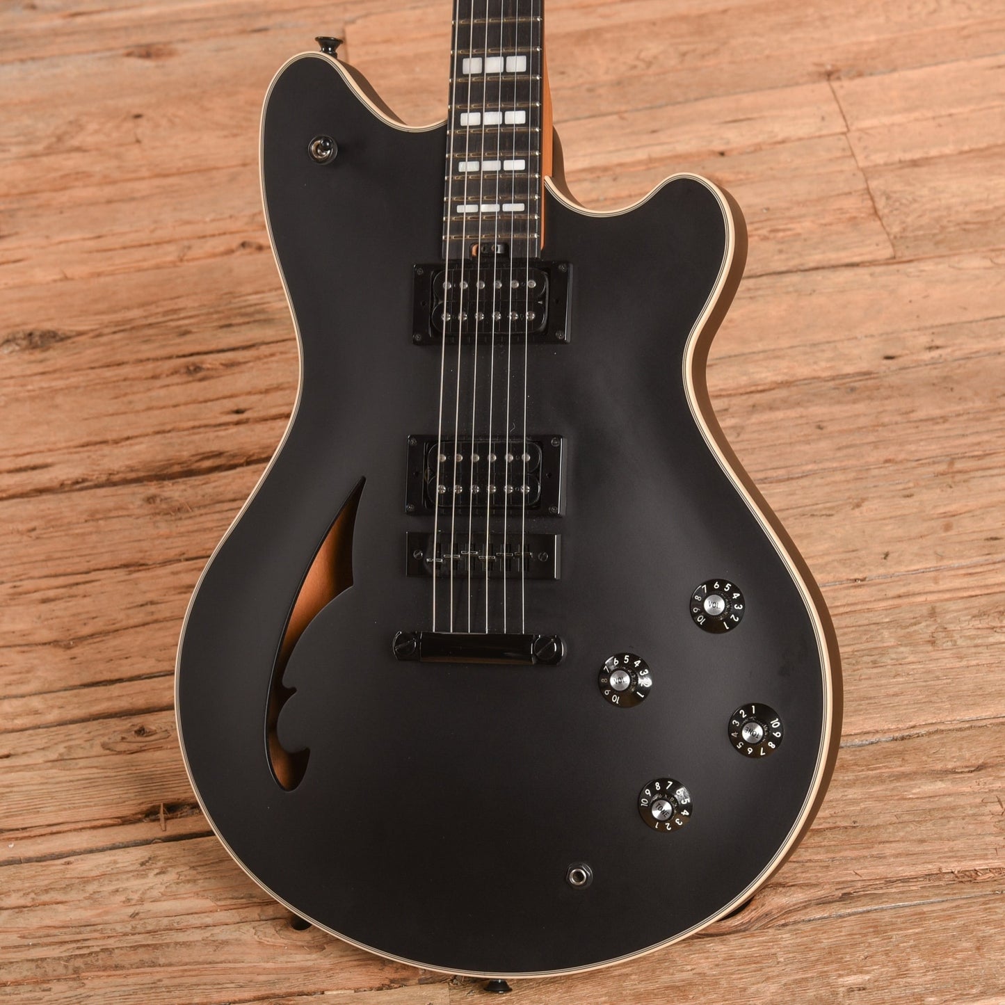 EVH SA-126 Special Stealth Black