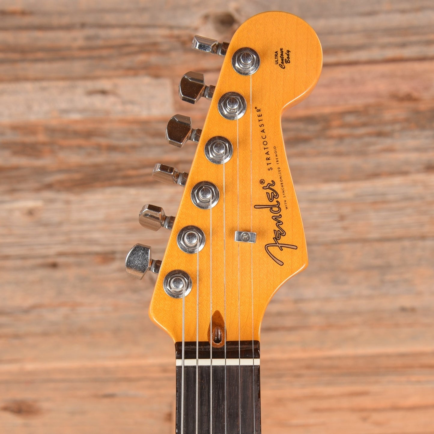 Fender American Ultra Luxe Vintage '60s Stratocaster Surf Green 2025