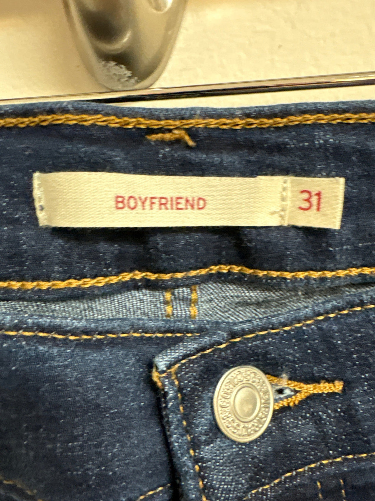 Levi's Boyfriend 27" Inseam Jeans, 31 (12)