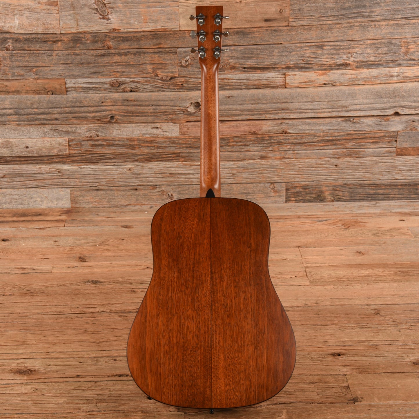 Martin Standard Series D-18 StreetLegend Natural 2025