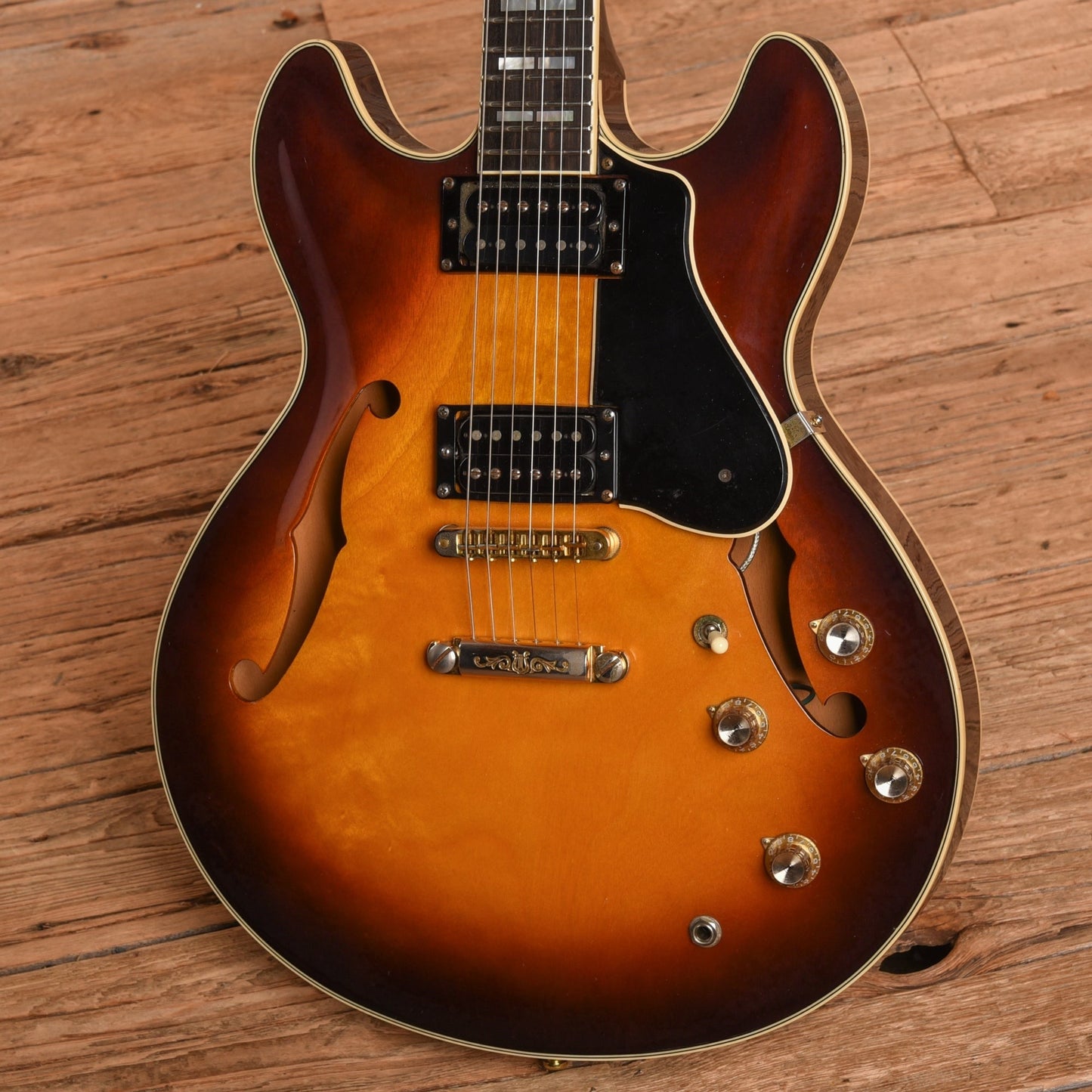 Yamaha SA2000 Sunburst 1979