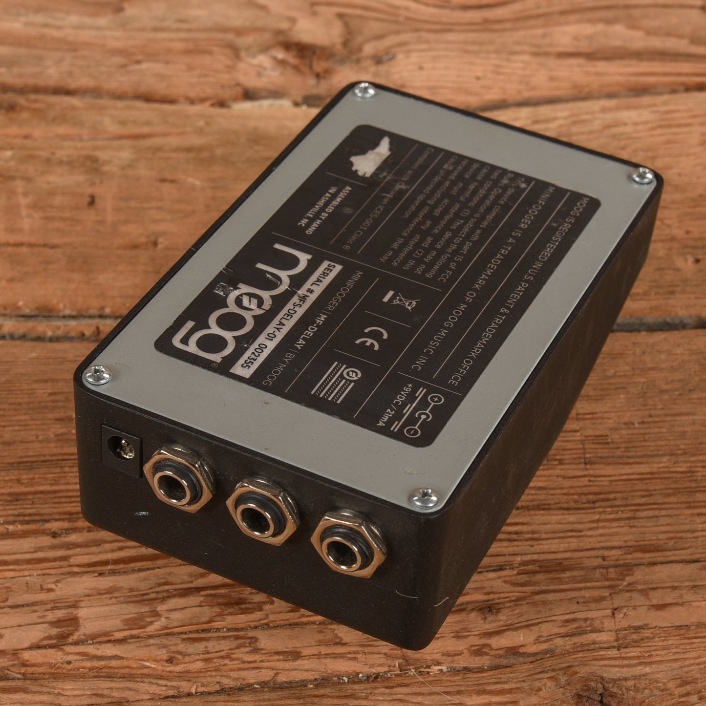 Moog Minifooger MF Delay