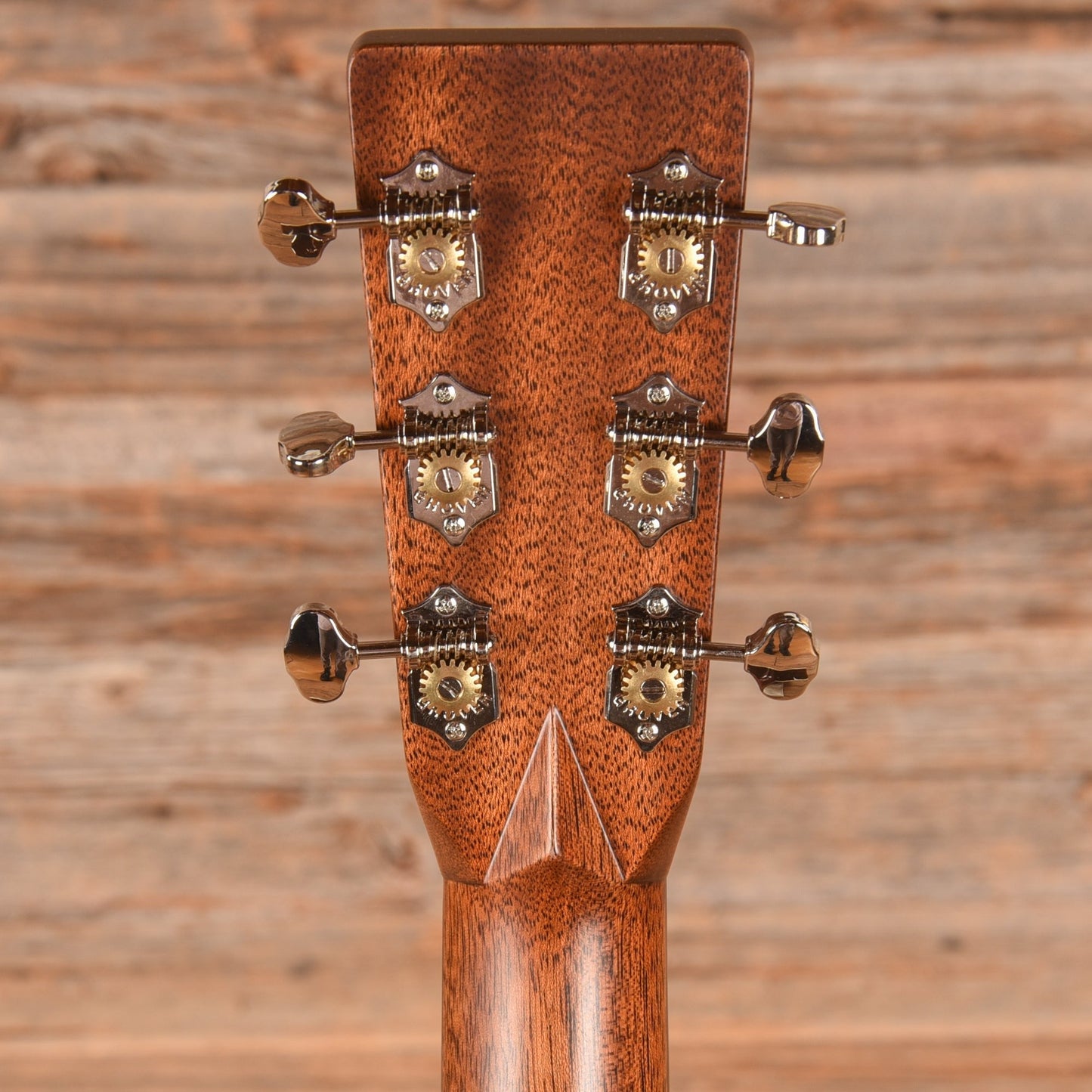 Martin Standard Series 000-28 Sunburst 2024