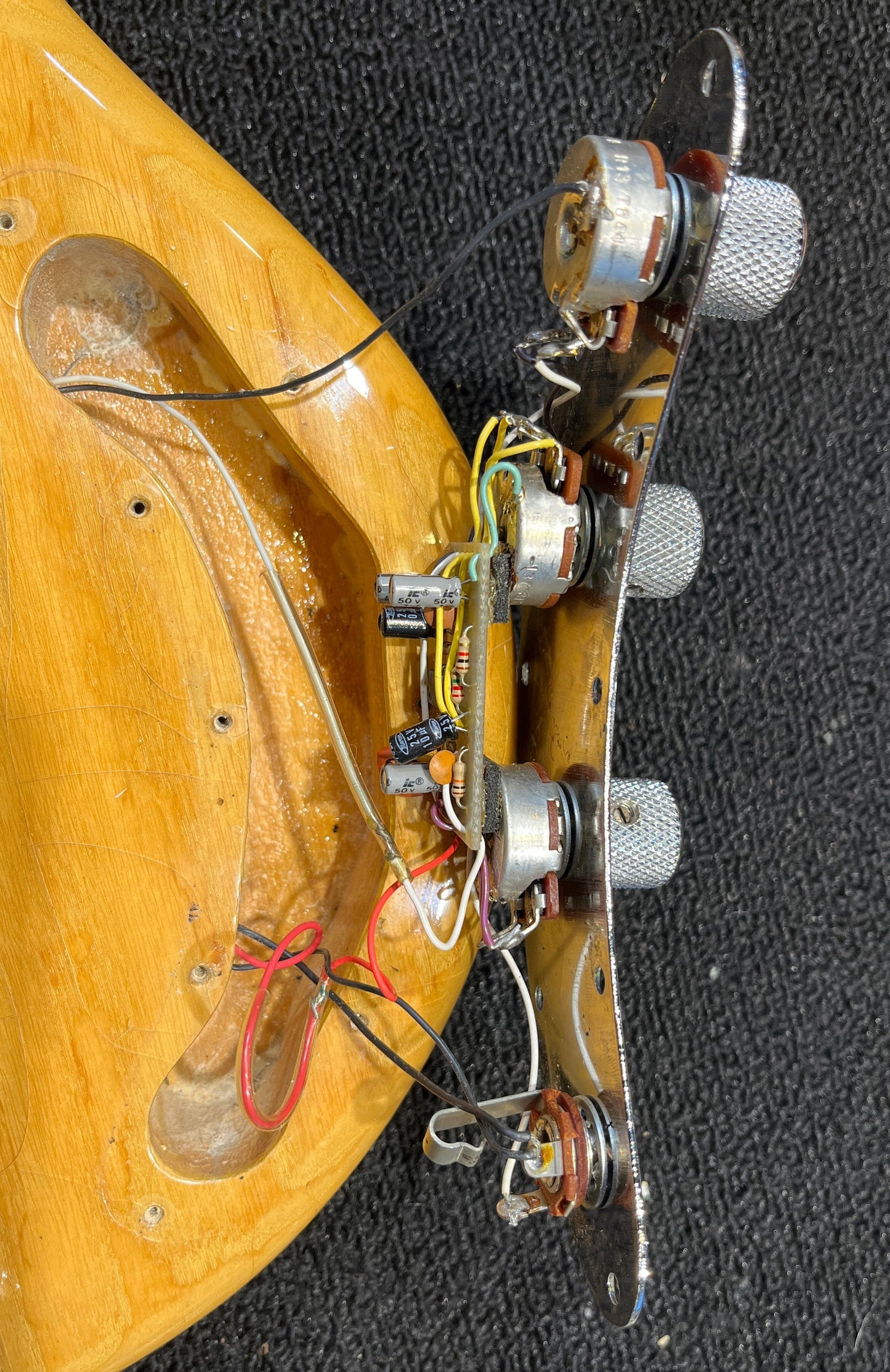 Music Man StingRay Natural 1978