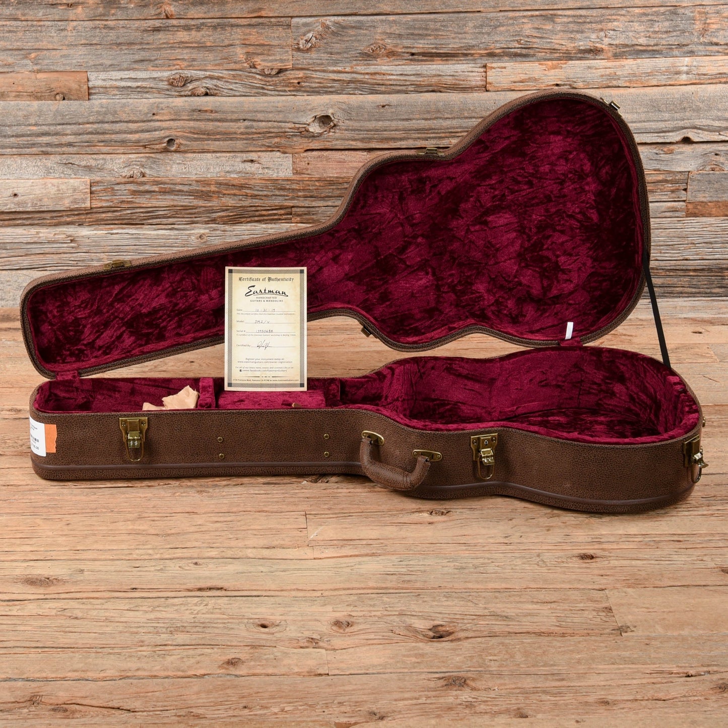 Eastman DM-2/V Antique Varnish 2019