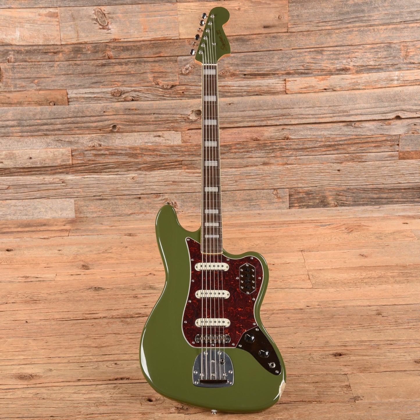 Squier Classic Vibe Bass VI Olive