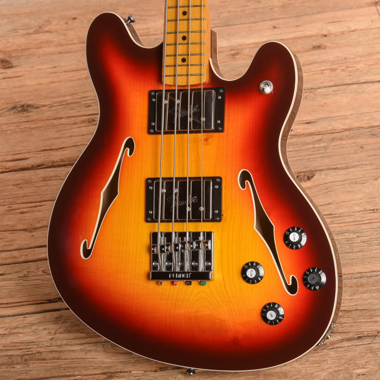 Fender Starcaster Bass Sunburst